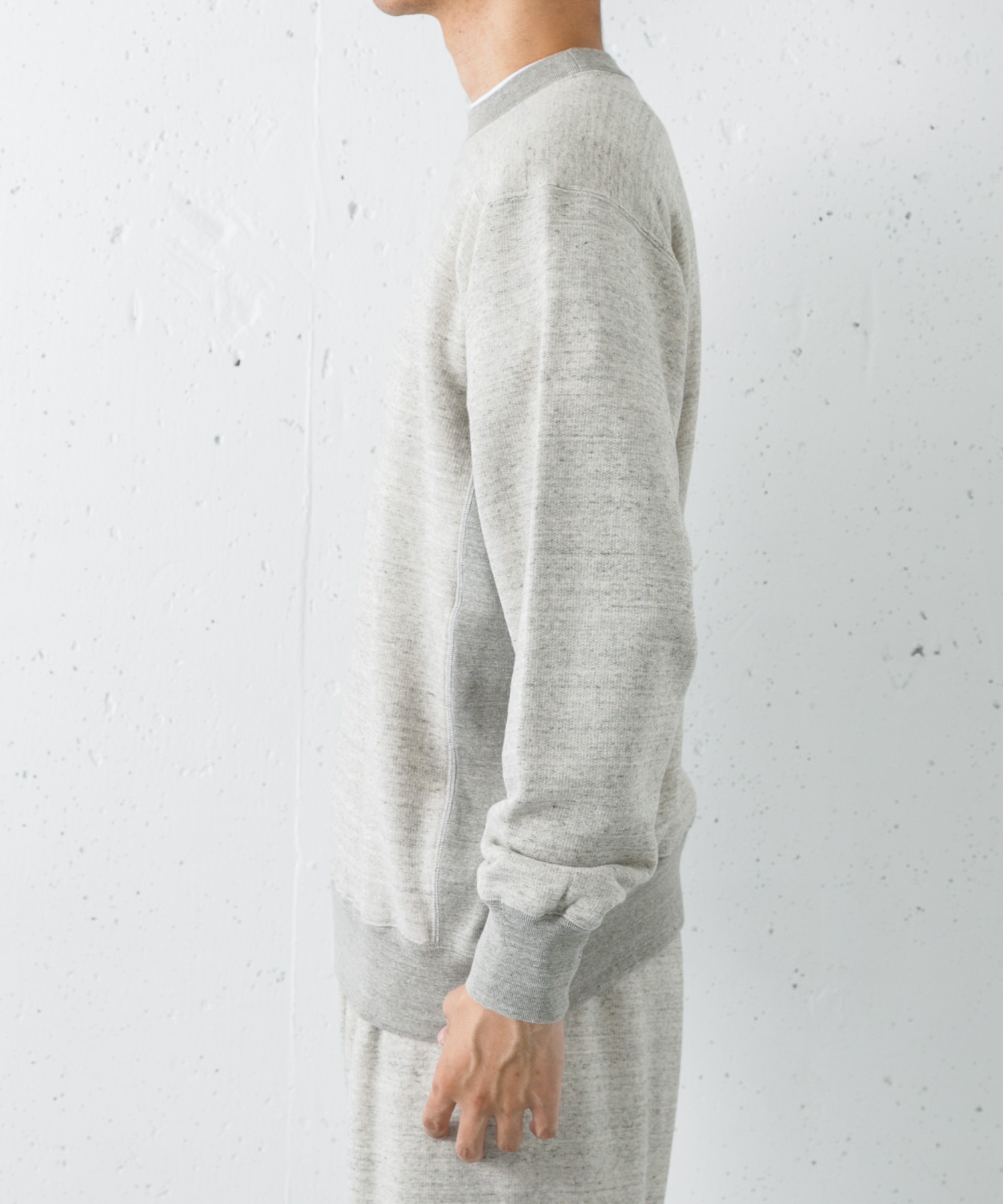GRAY H