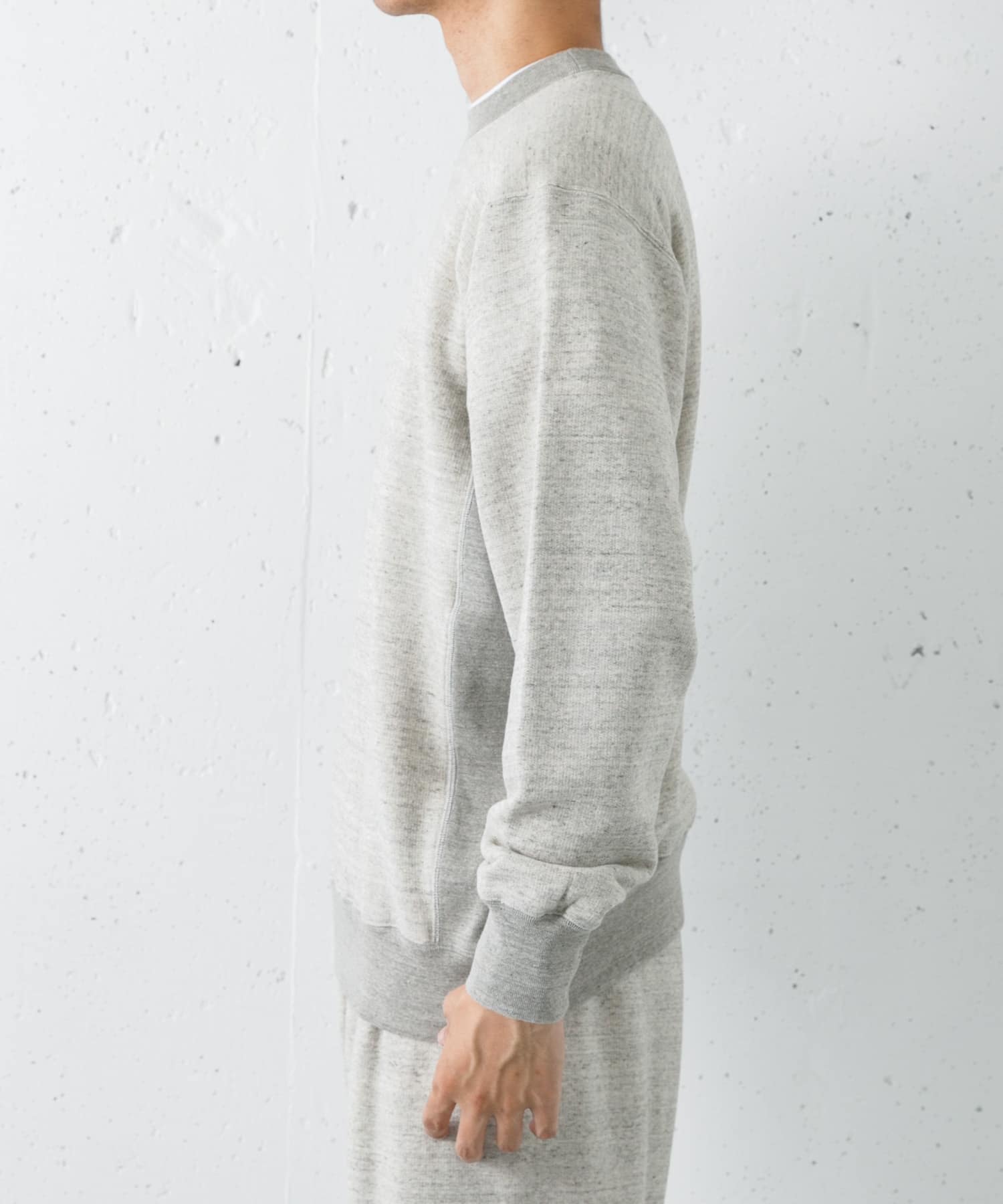 GRAY H