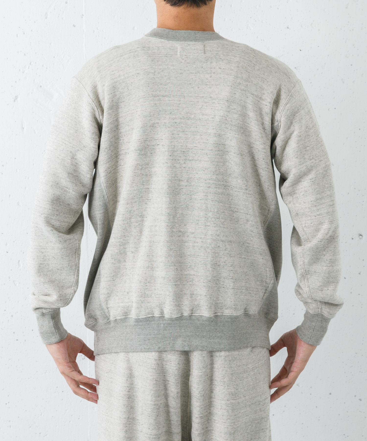 GRAY H