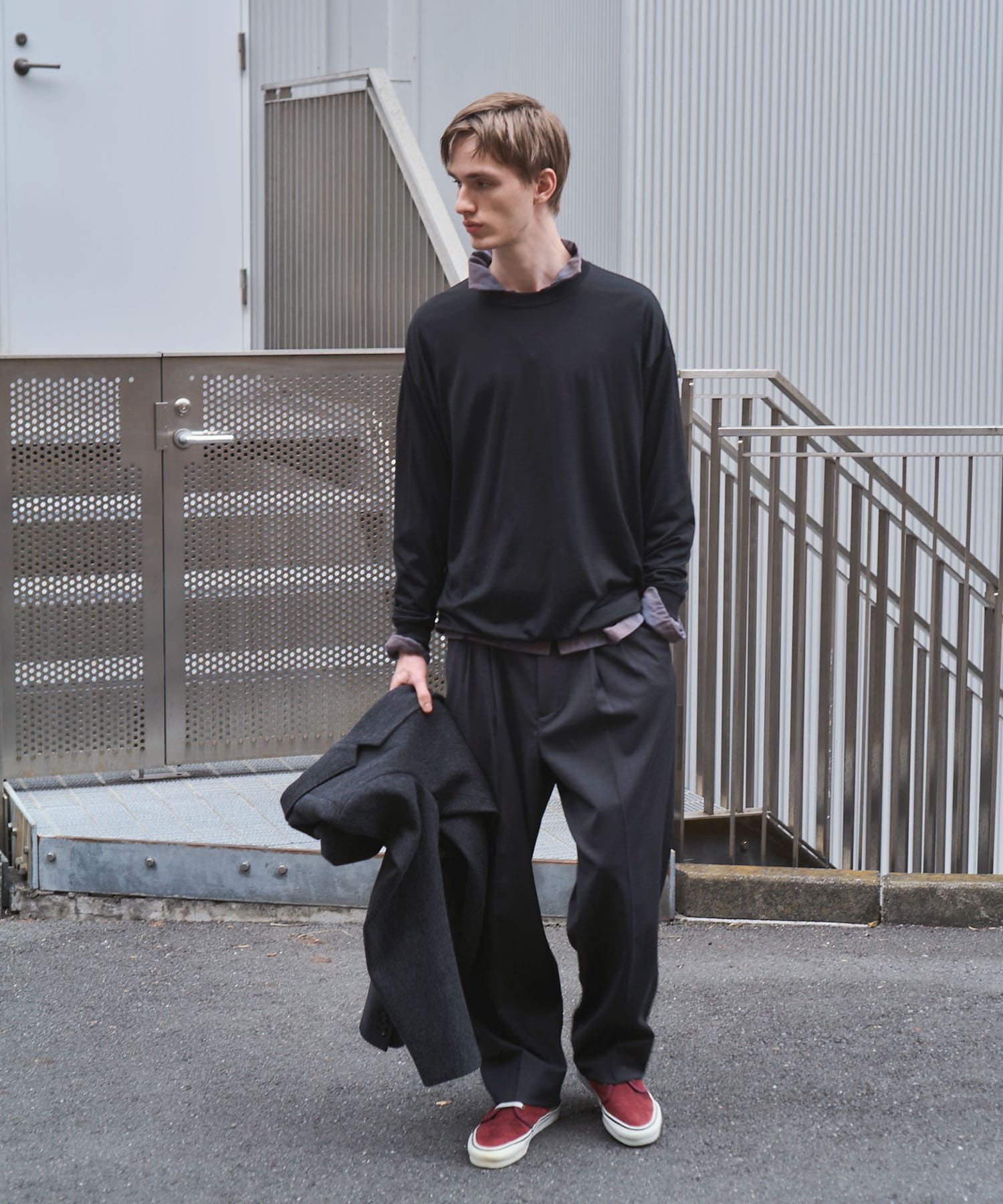 new basic　WASHABLE MERINO WOOL CREW-NECK BLACK M