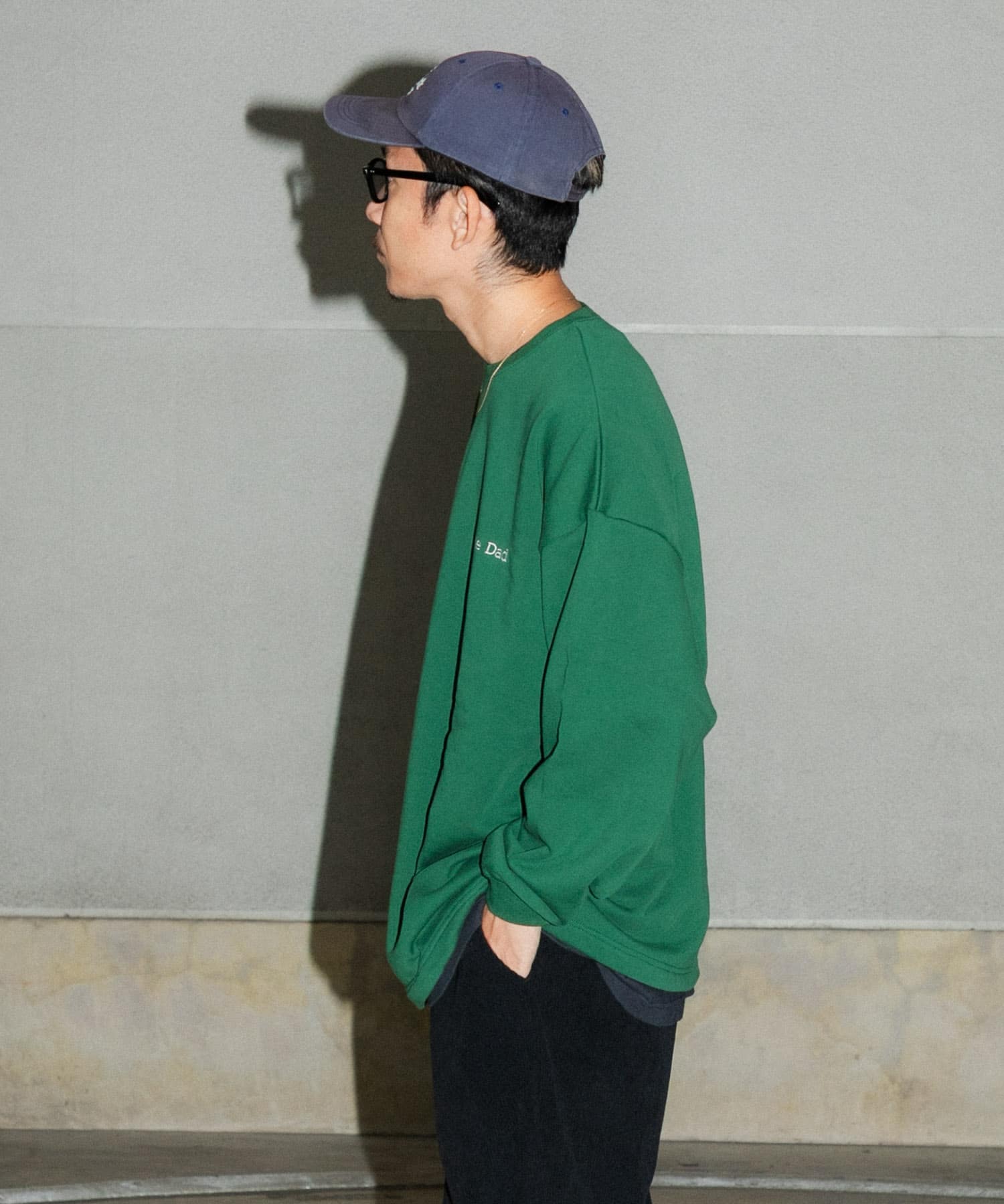 GREEN
