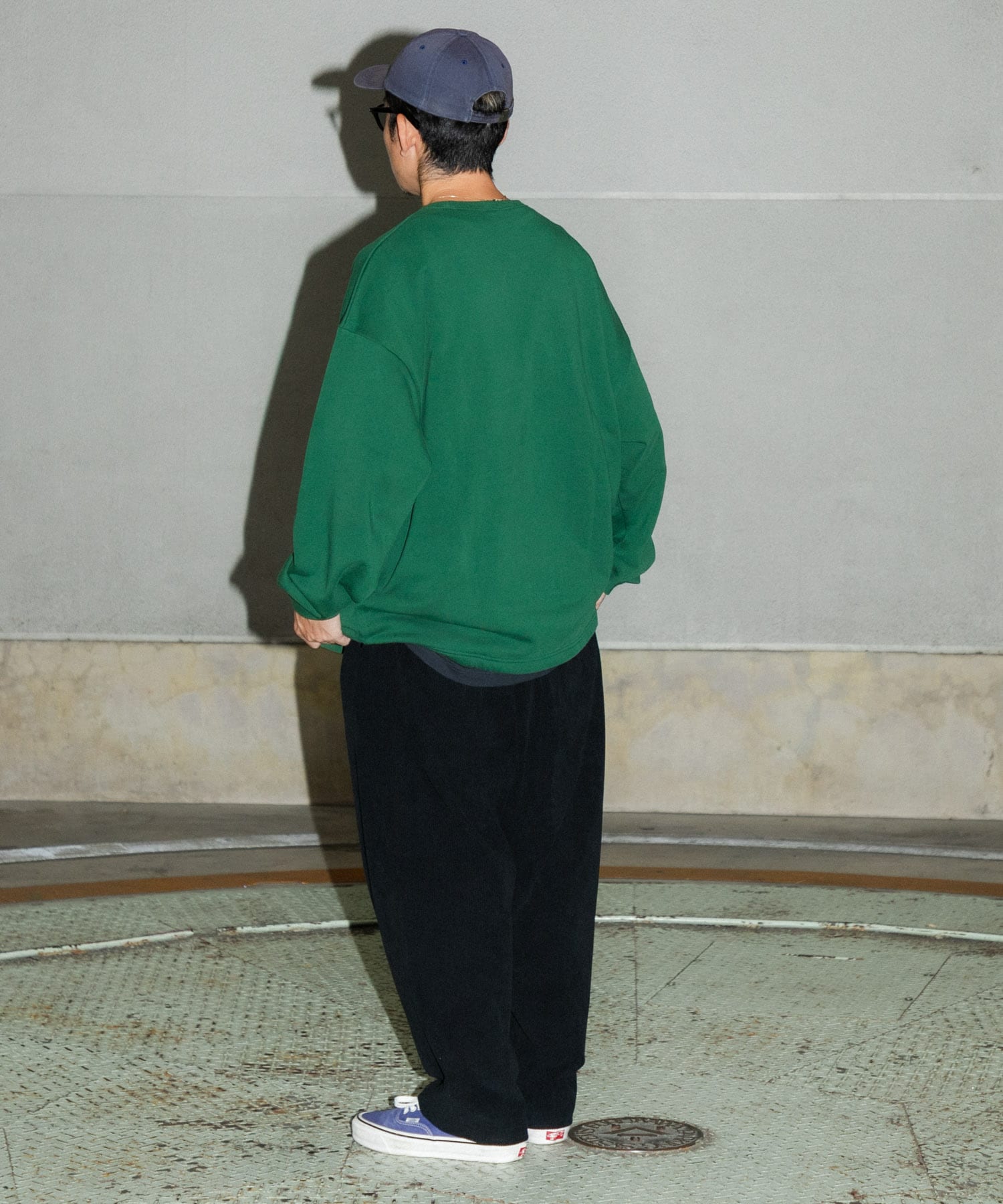 GREEN