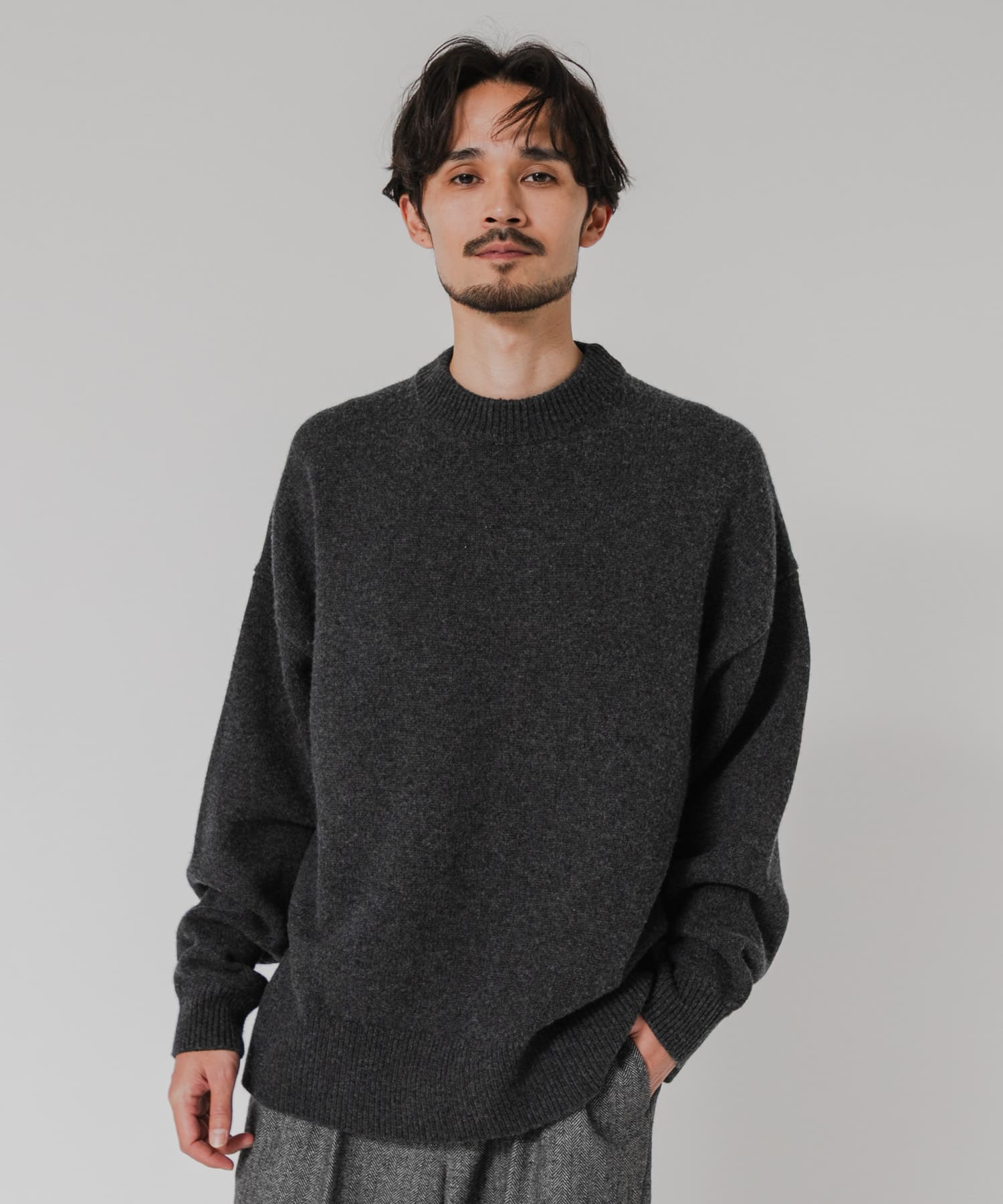 new basic　WOOL CASHMERE CHUNKY SWEATER