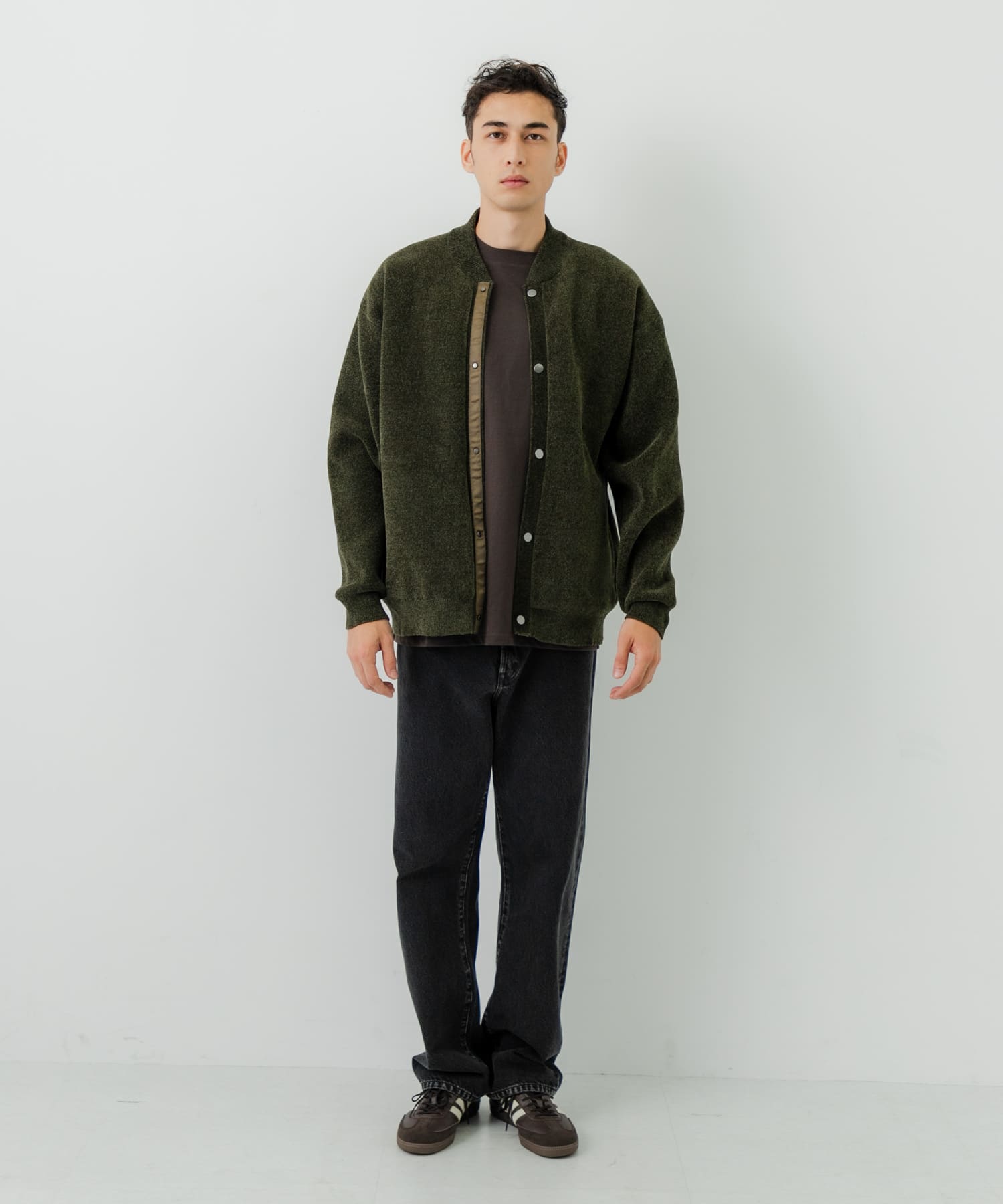 KHAKI