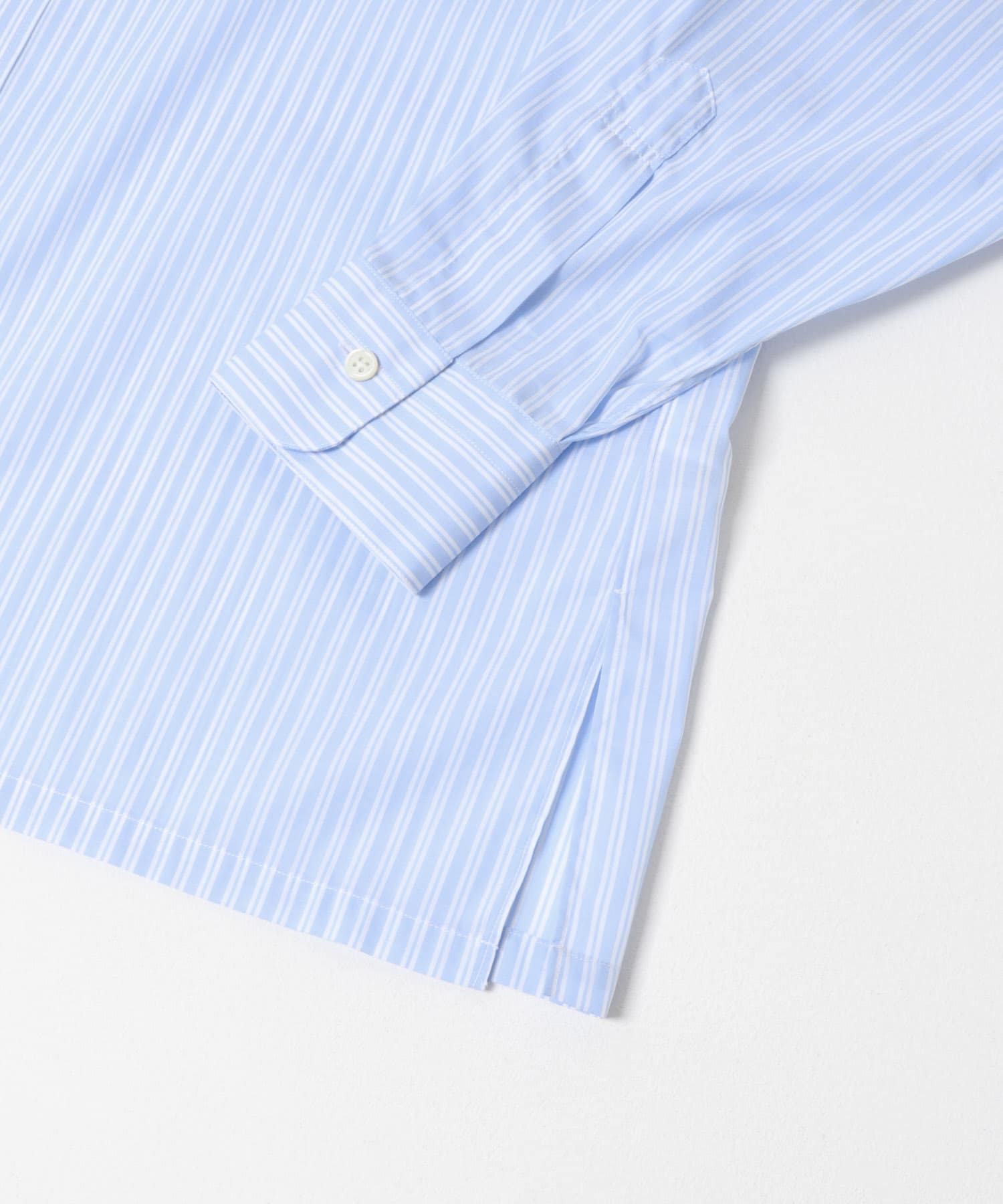 new basic　DJA SQUARE CUT SHIRT BLUE ST M