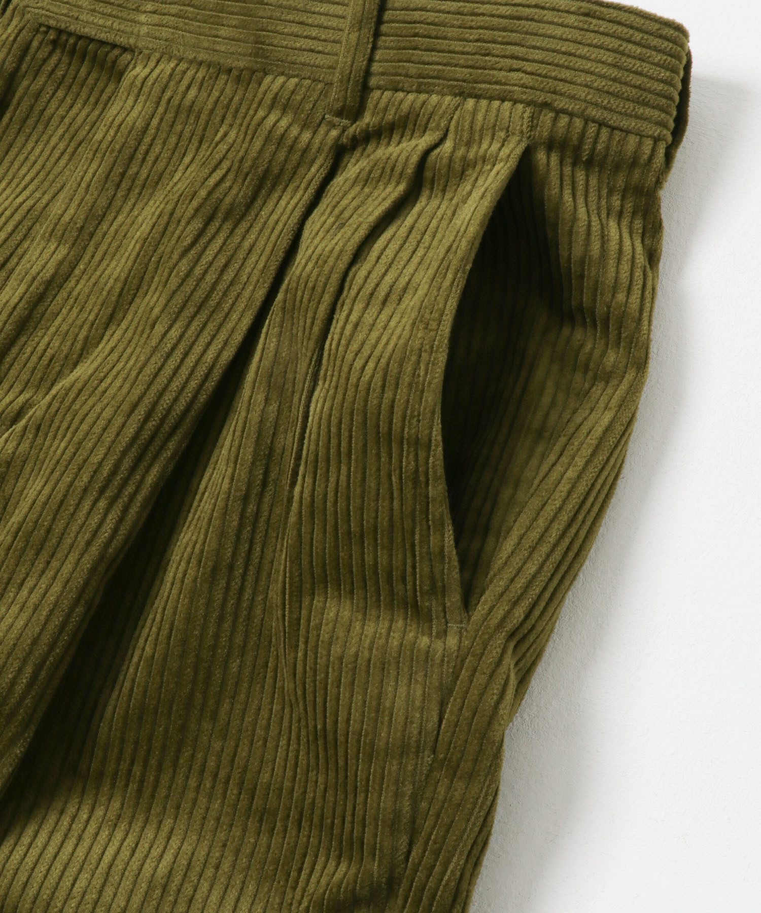 6W CORDUROY TROUSER KHAKI M