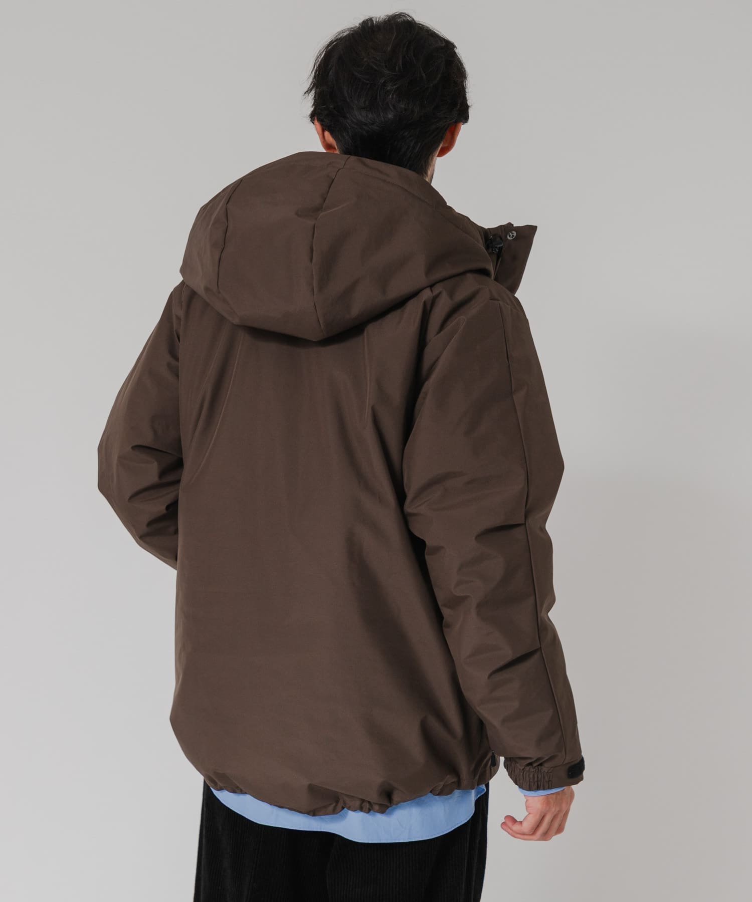 KHAKI