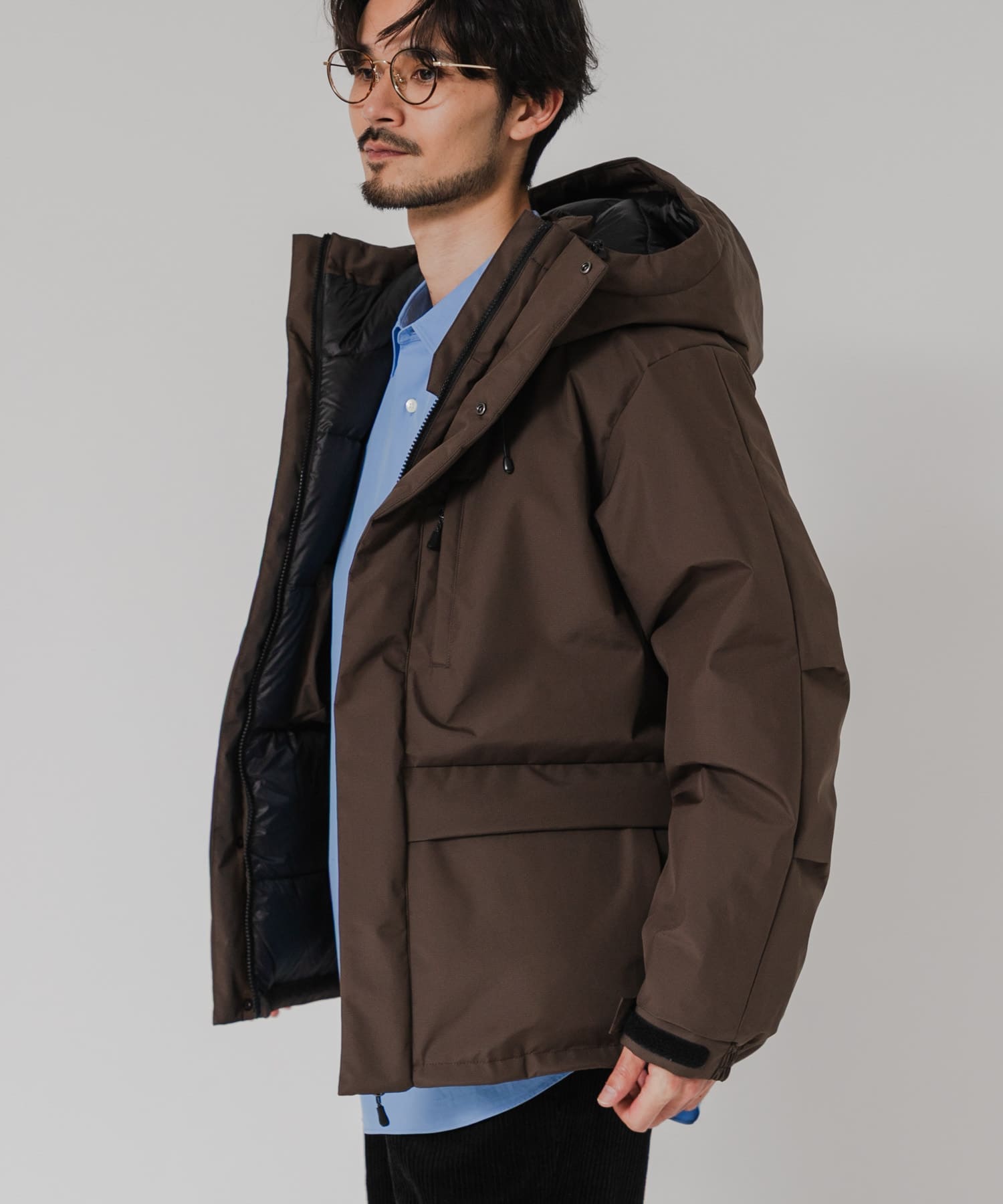 KHAKI