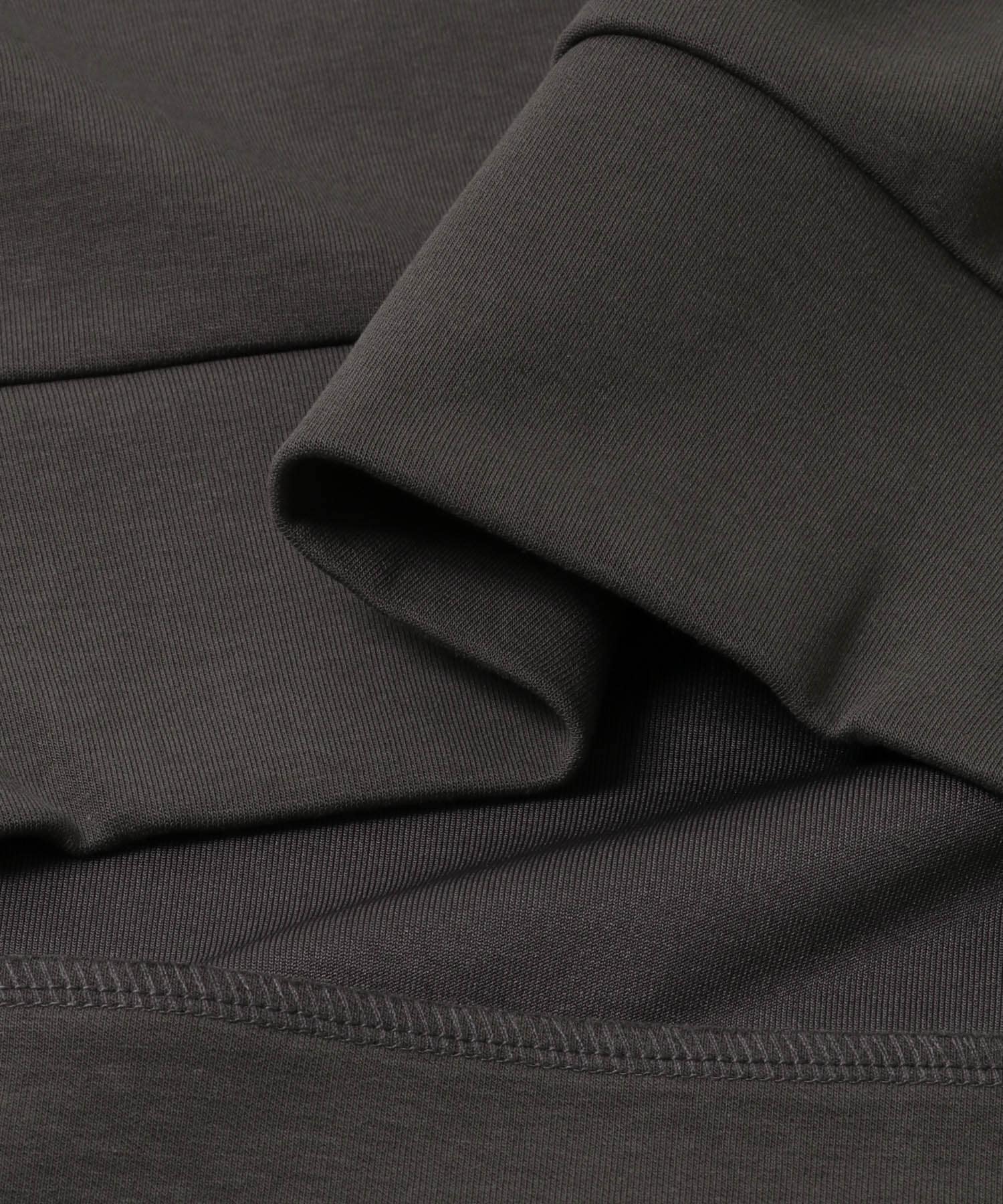 ボリュームスリーブダンボールトップス CHARCOAL FREE