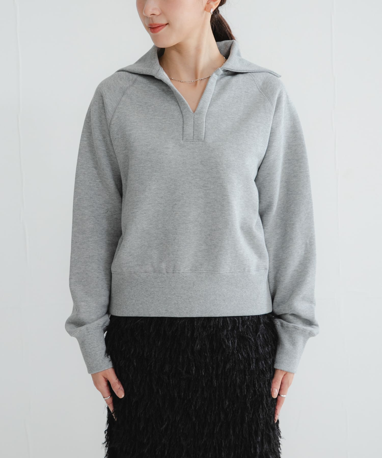 TOP GRAY