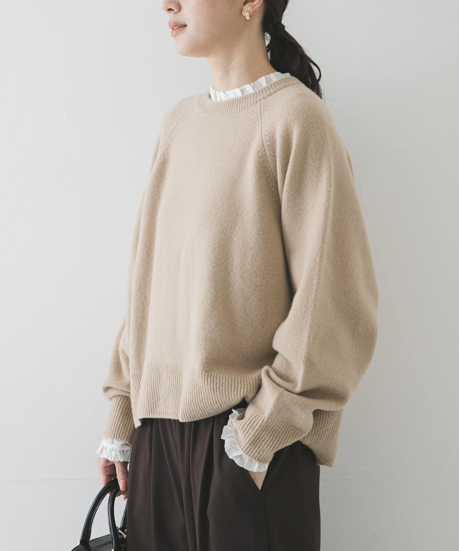 カシミヤ強縮クルーネックニット