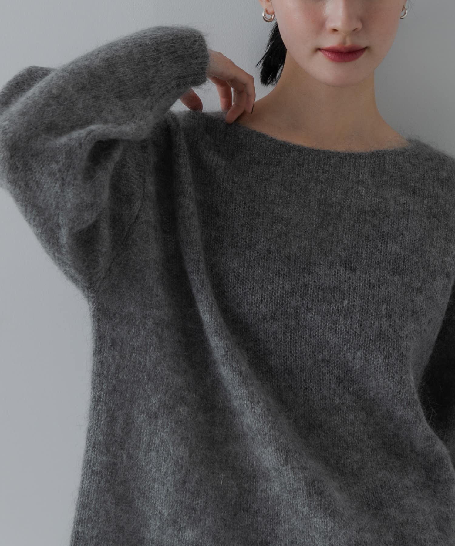 ヘアリールーズニット