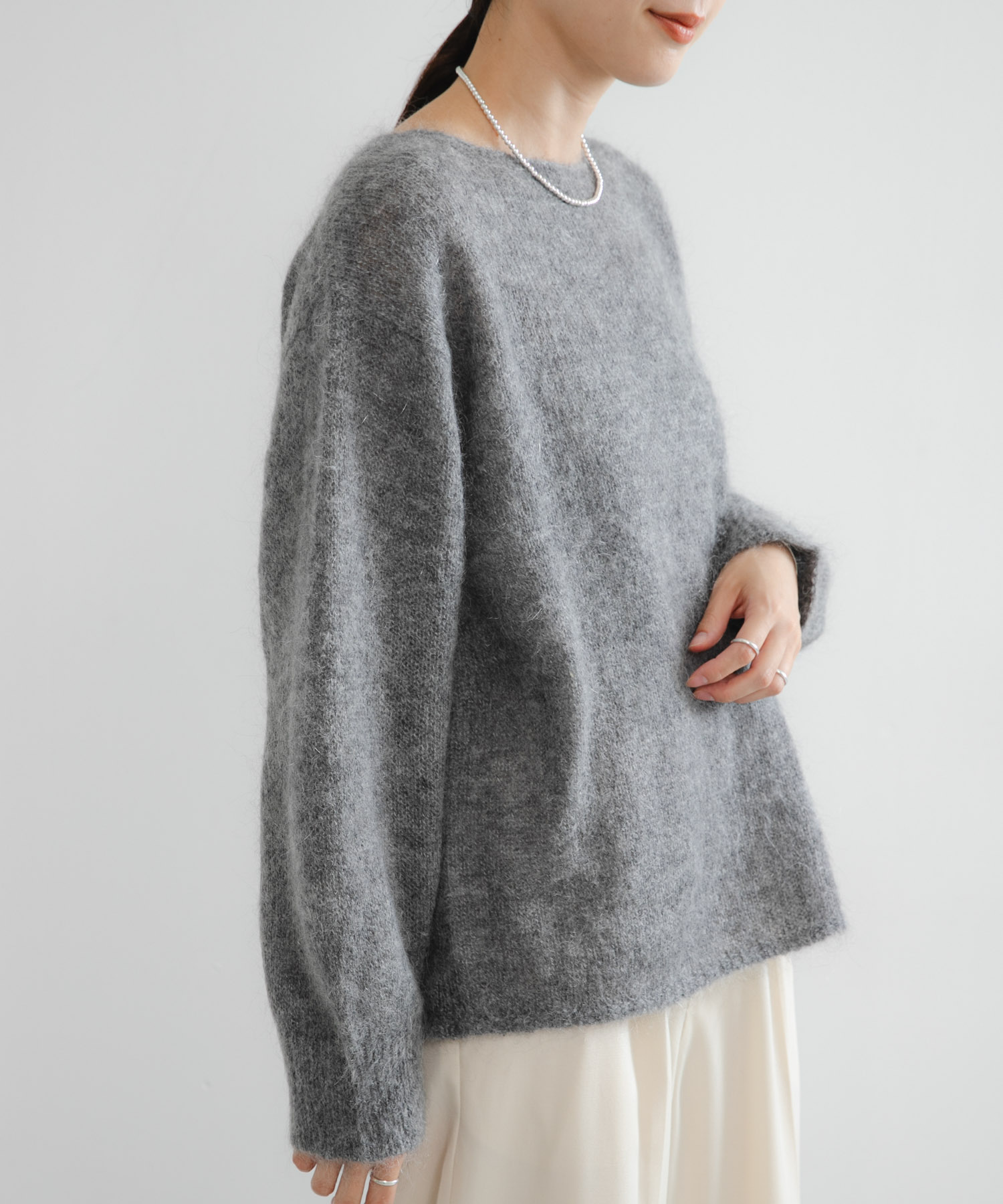 TOP GRAY
