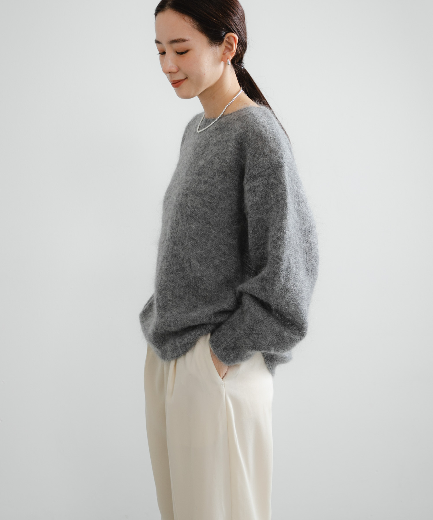 TOP GRAY