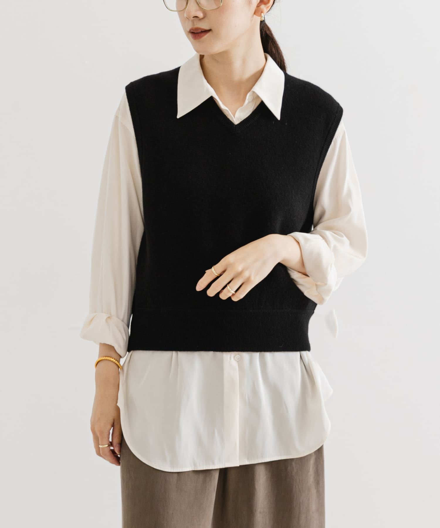 ウールカシミヤVネックニットベスト(Free GRAY): トップス｜URBAN