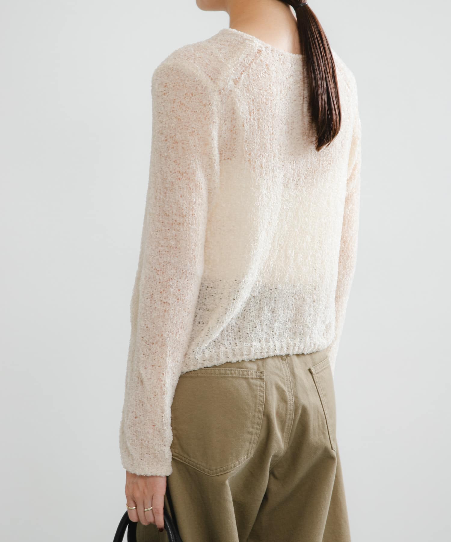 OFF WHITE