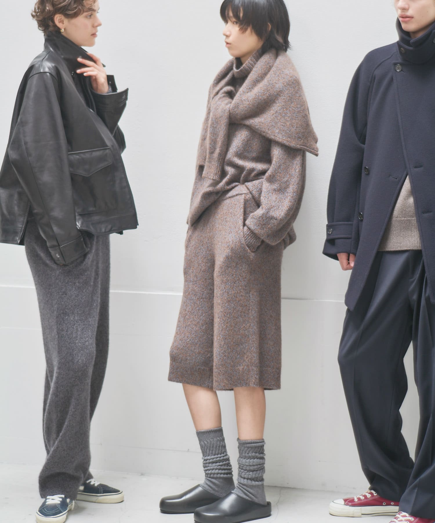 new basic　CASHMERE SILK MOULINE CREW-NECK KNIT BROWN Free