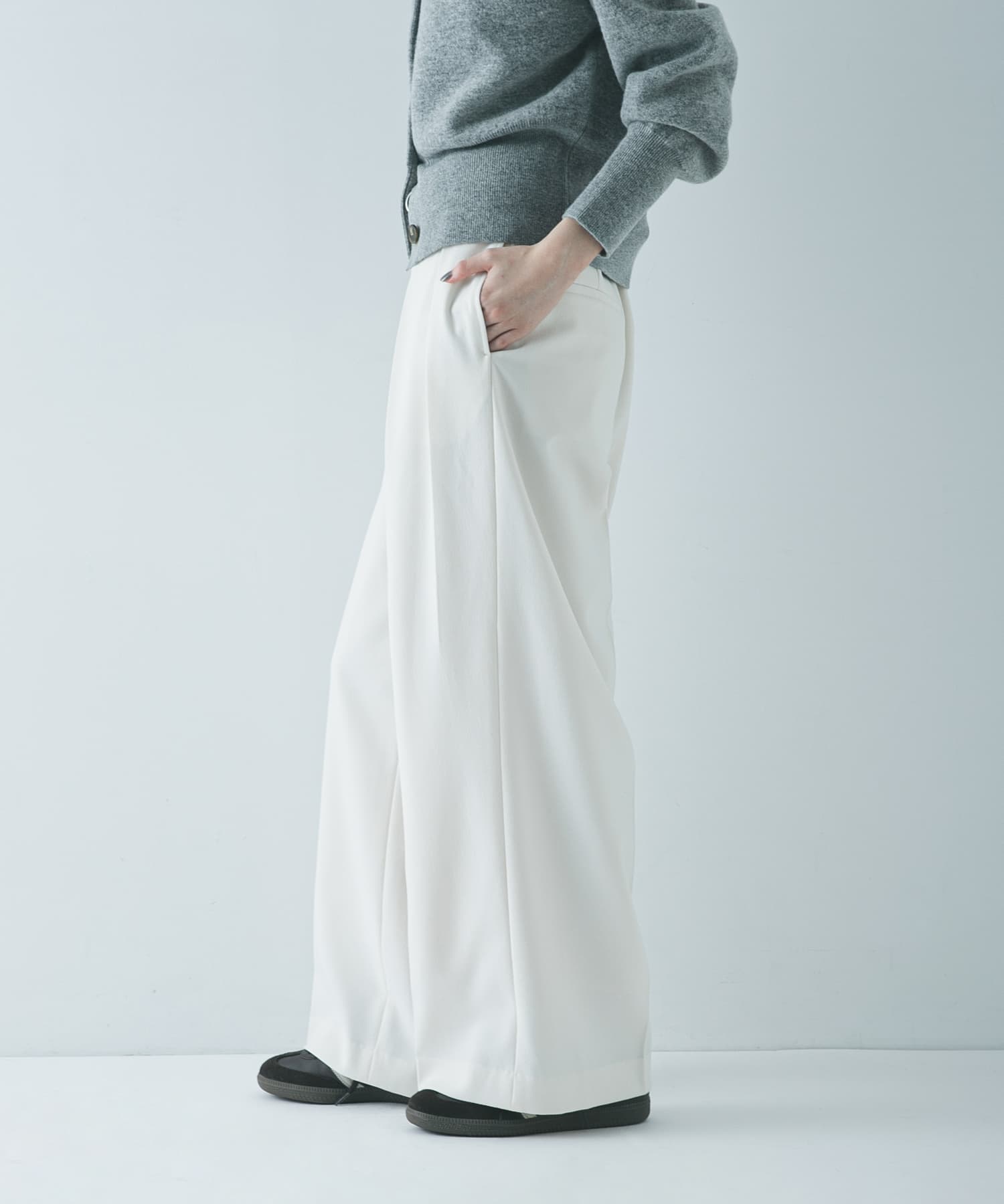 身長：166cm サイズ：38