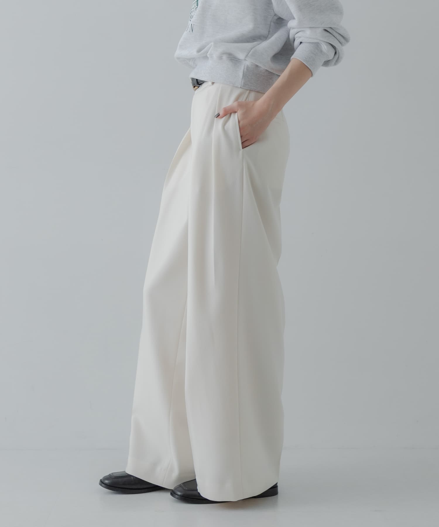 身長：166cm サイズ：38
