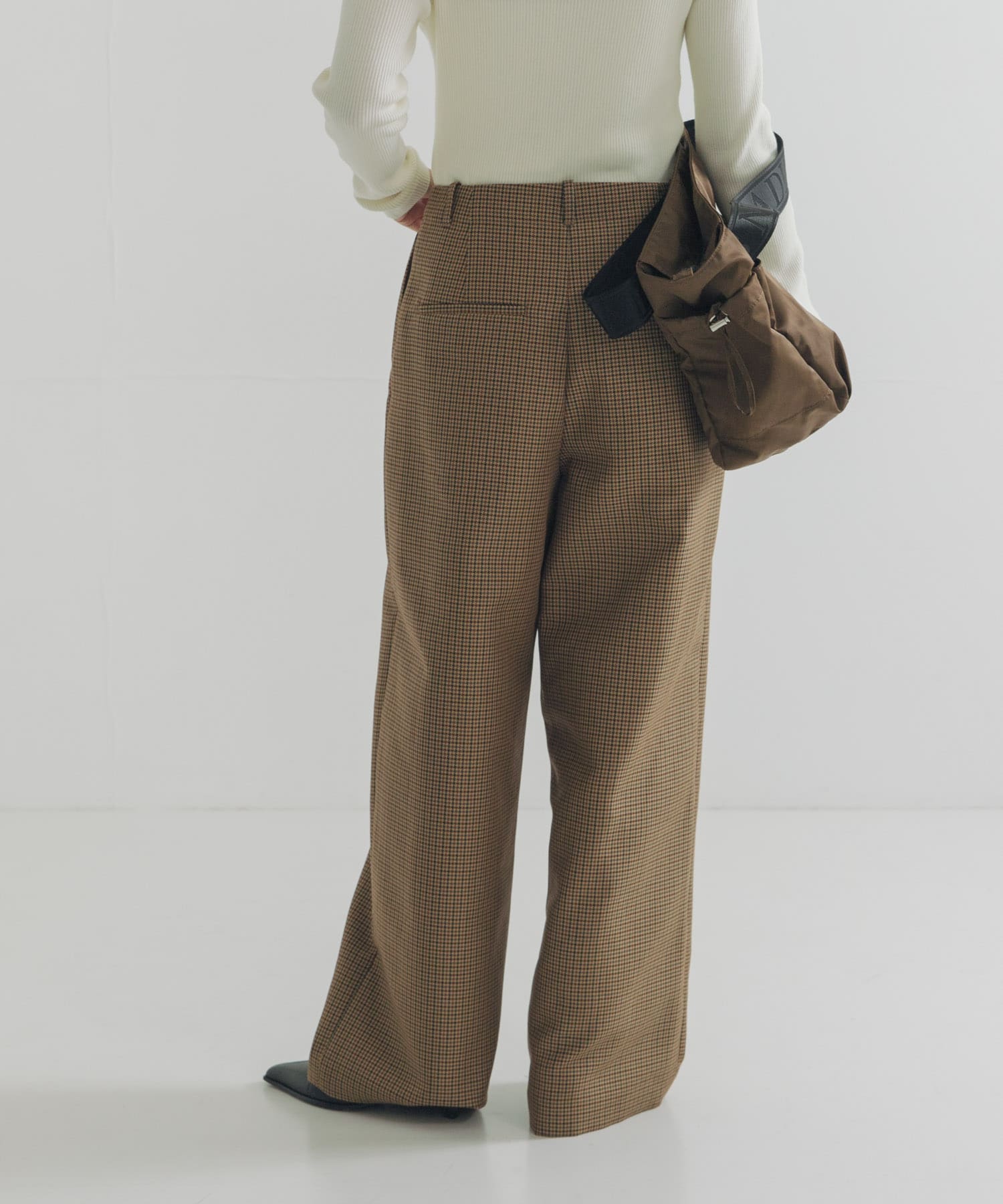 身長：162cm サイズ：38