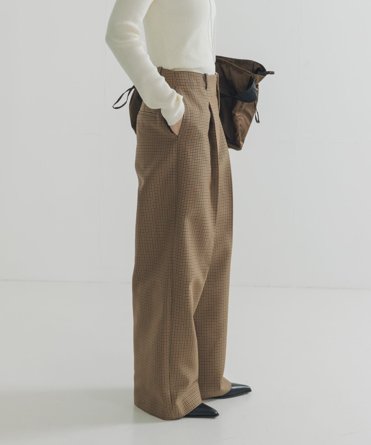 身長：162cm サイズ：38