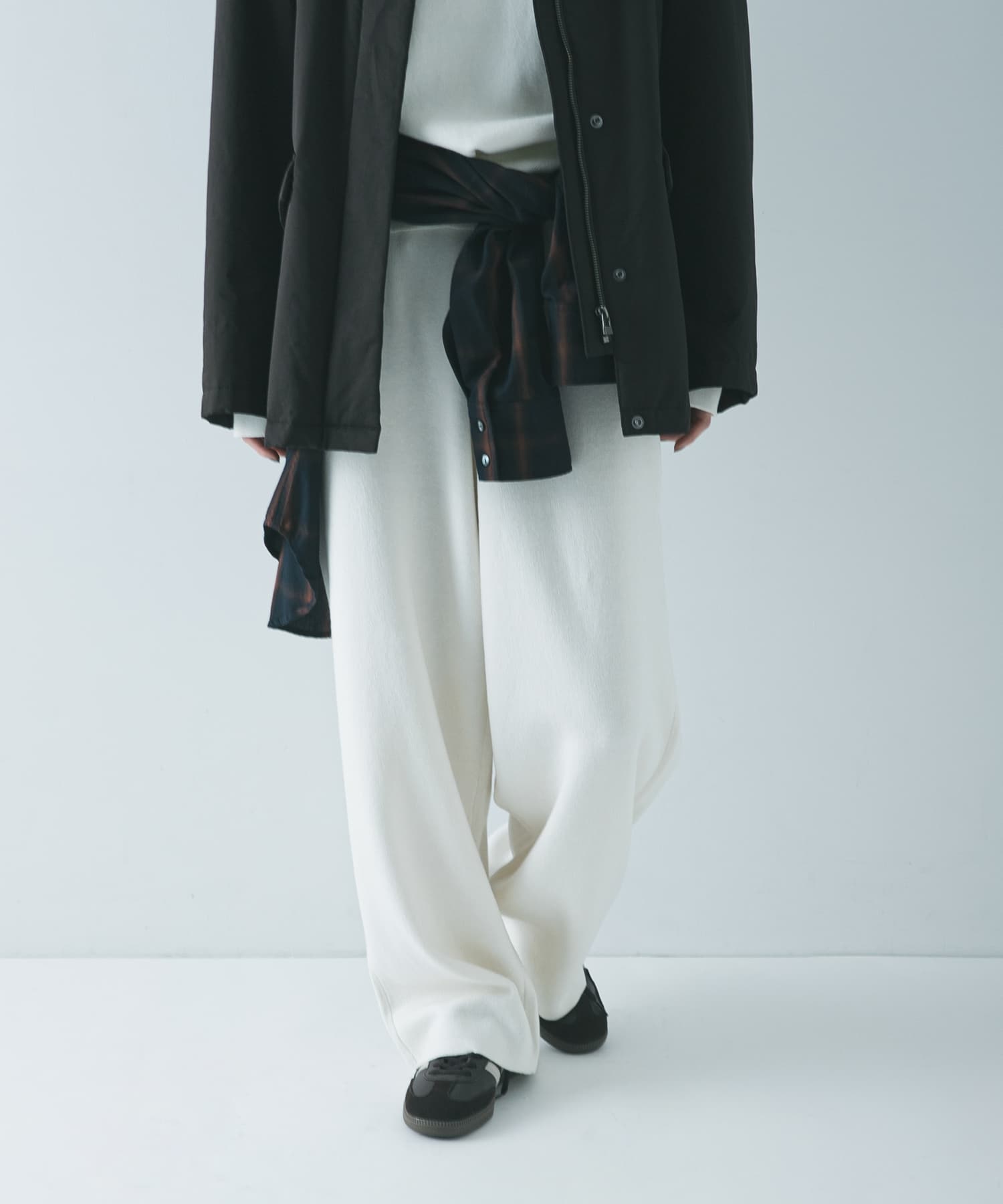 コットンカシミヤルーズニットパンツ