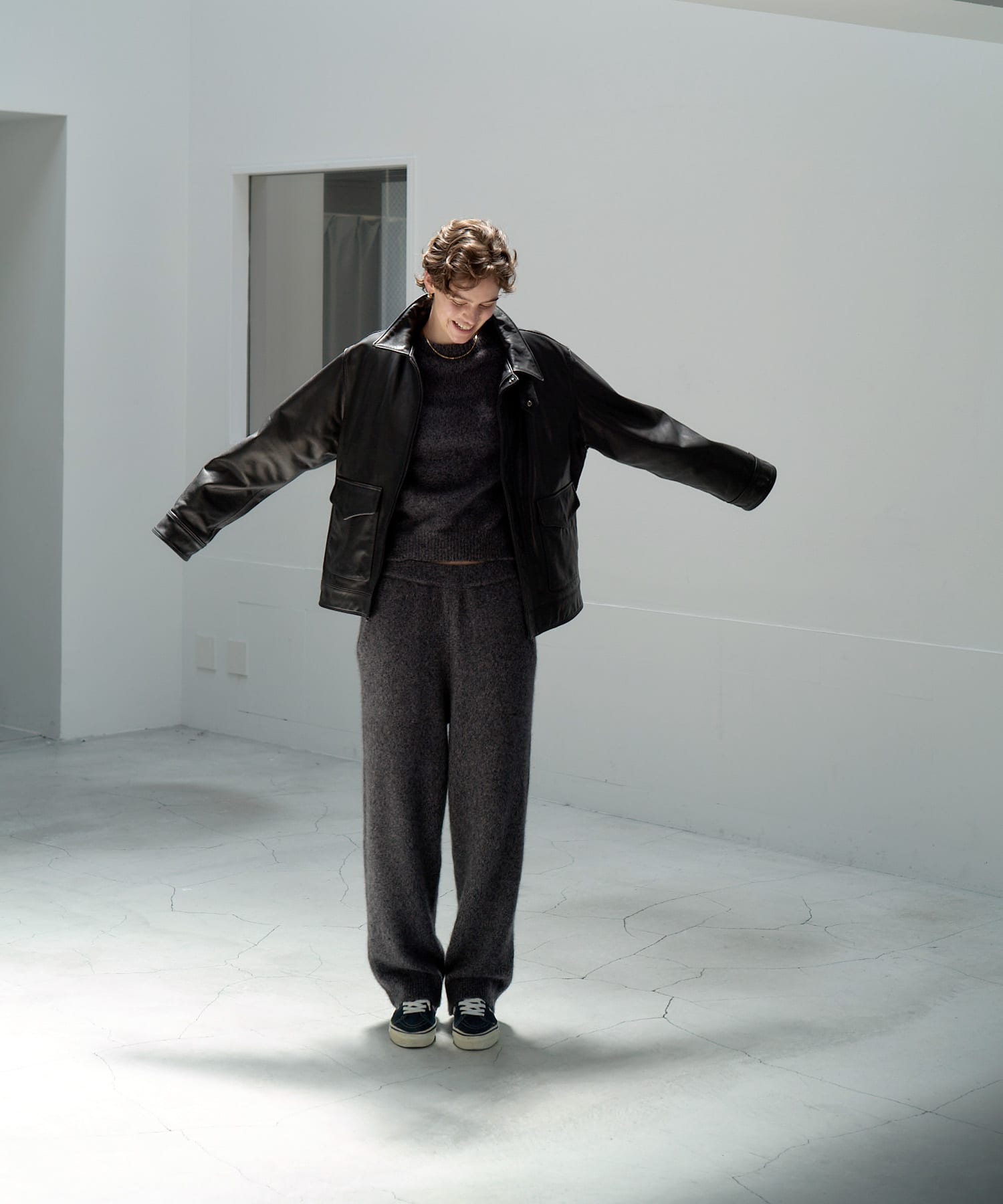 new basic　CASHMERE SILK MOULINE LONGPANTS CHARCOAL Free