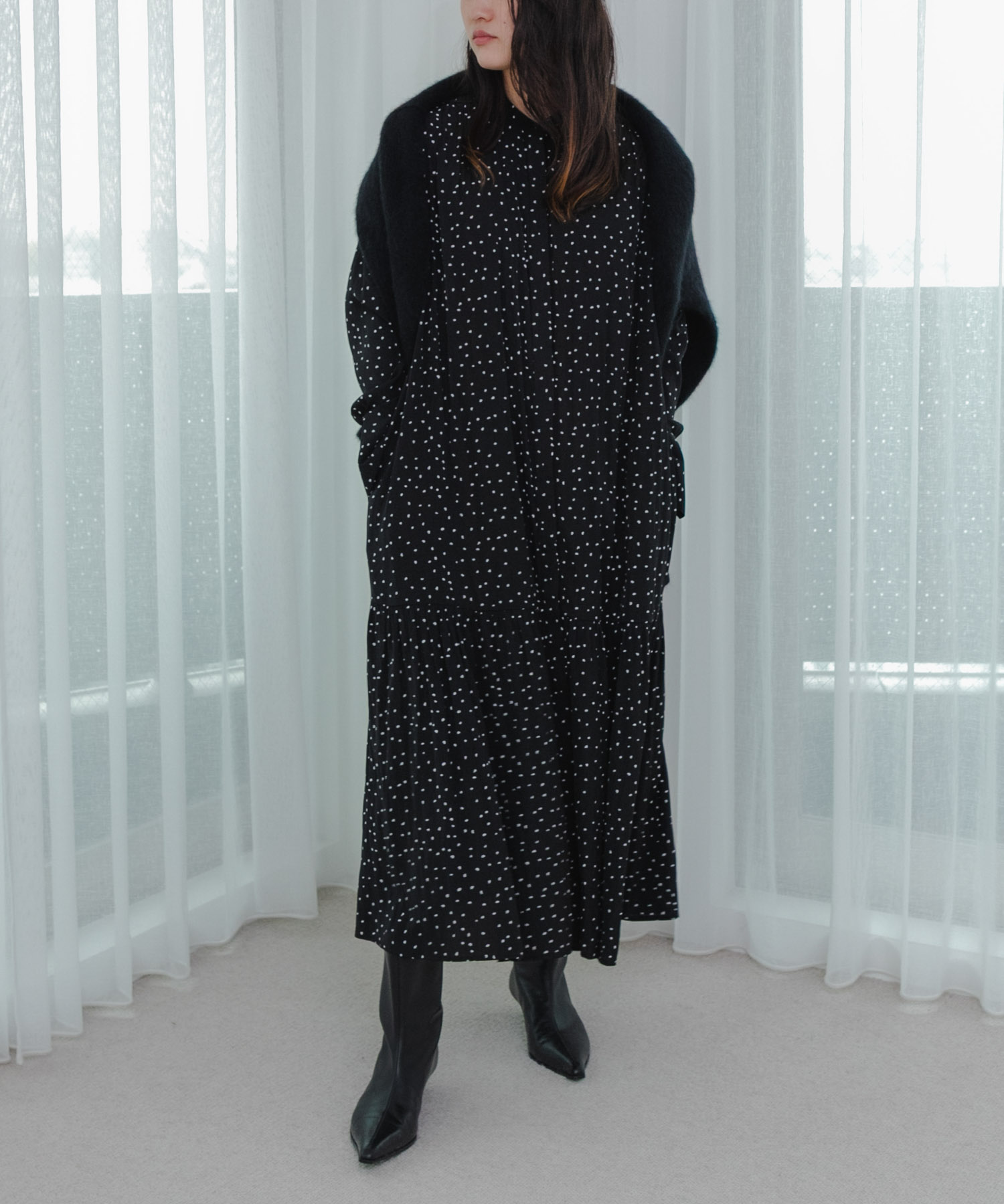 ギャザーティアードワンピース