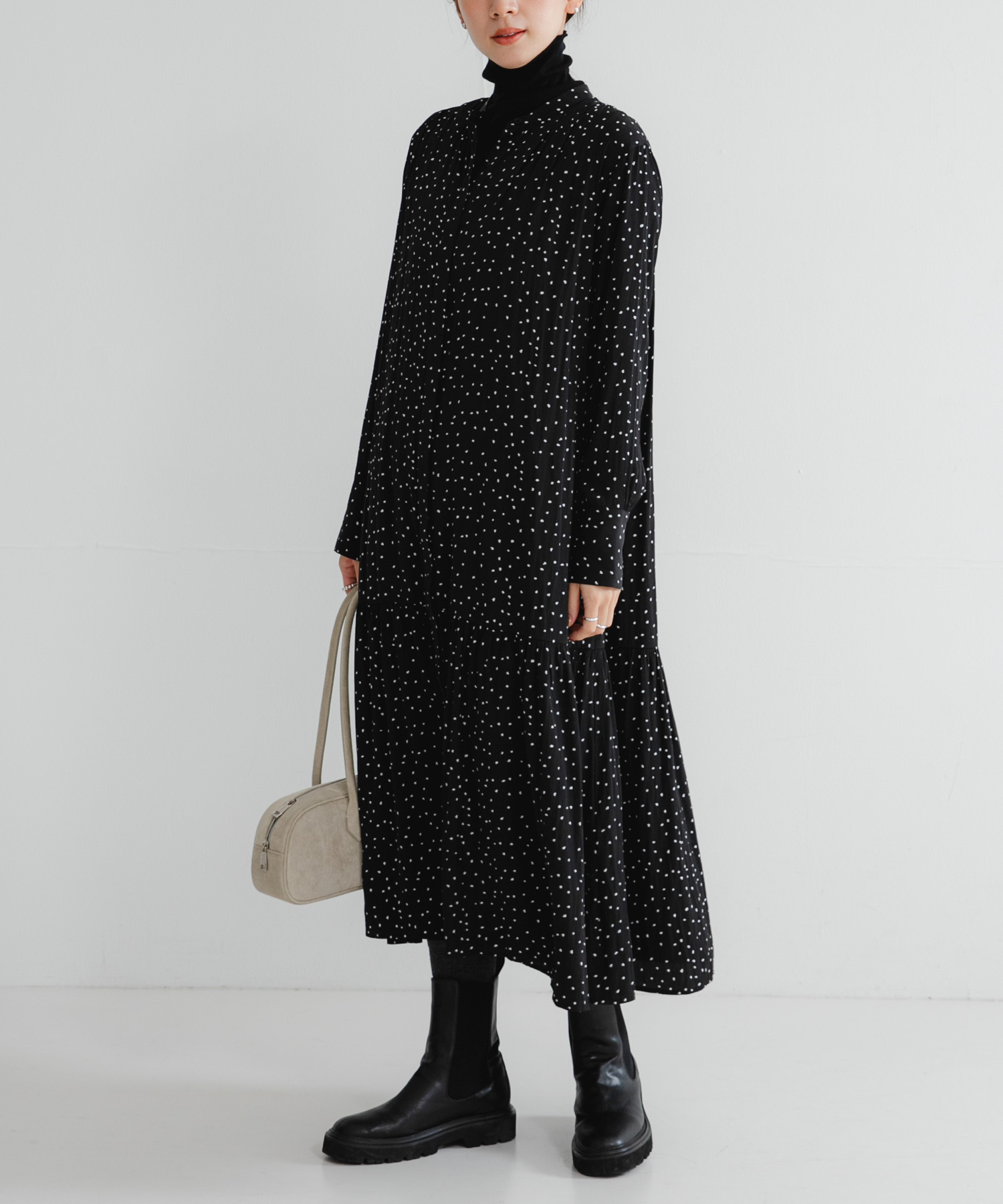 ギャザーティアードワンピース