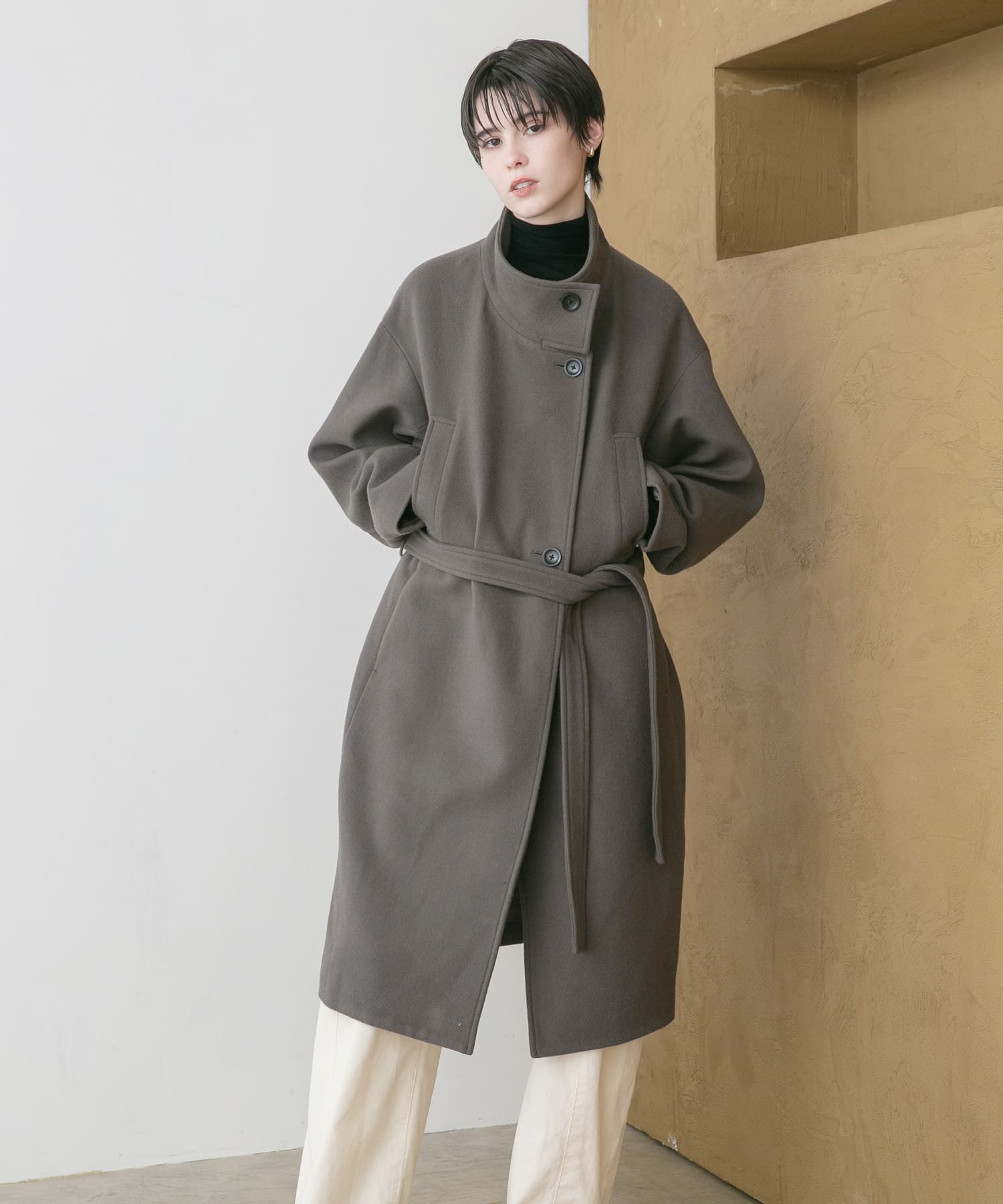 KHAKI