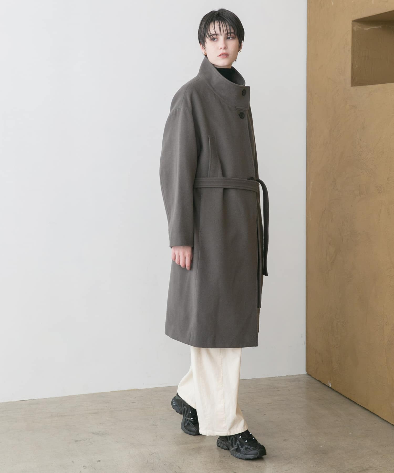 KHAKI