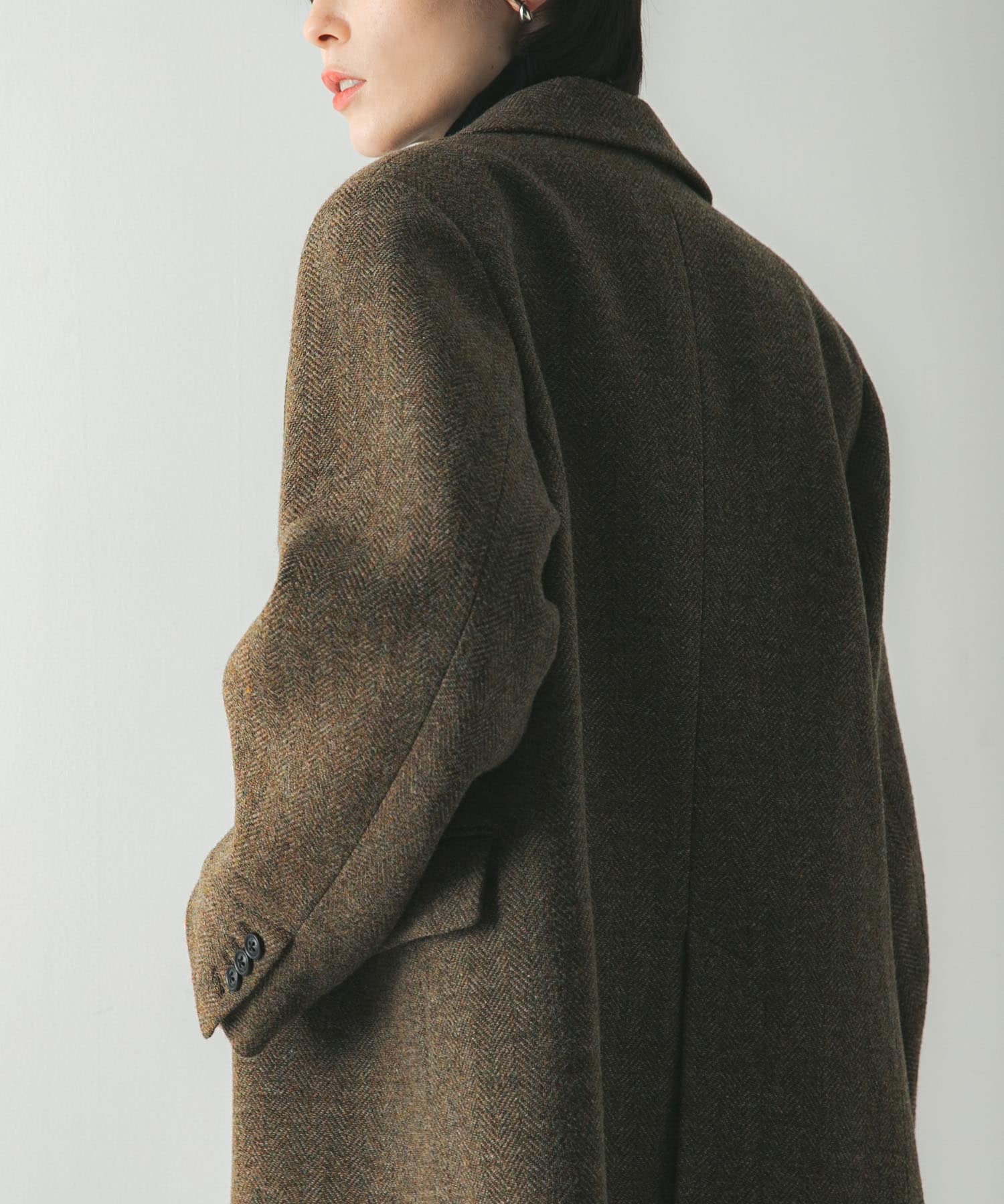 身長 : 175cm サイズ : 38