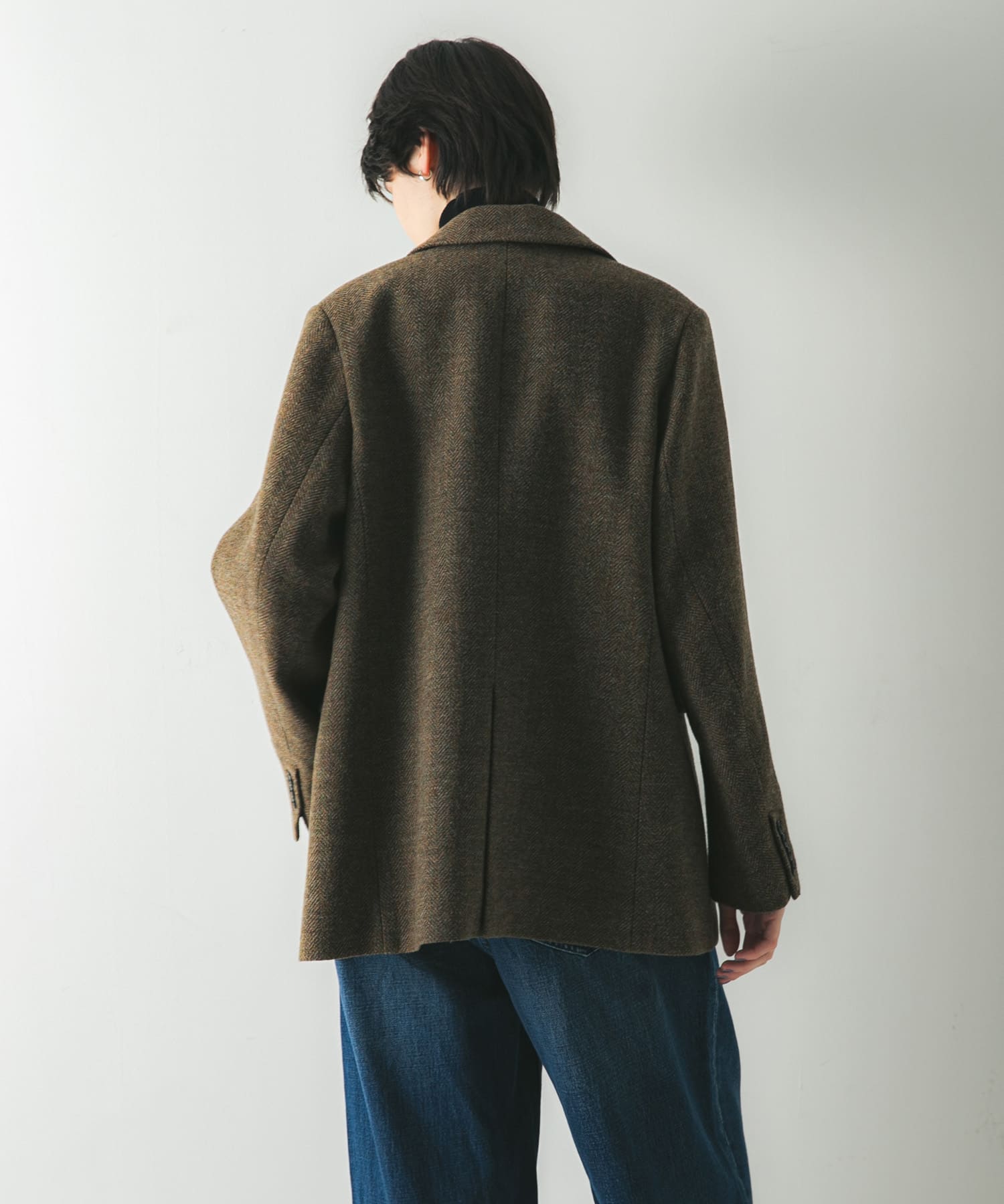 身長 : 175cm サイズ : 38