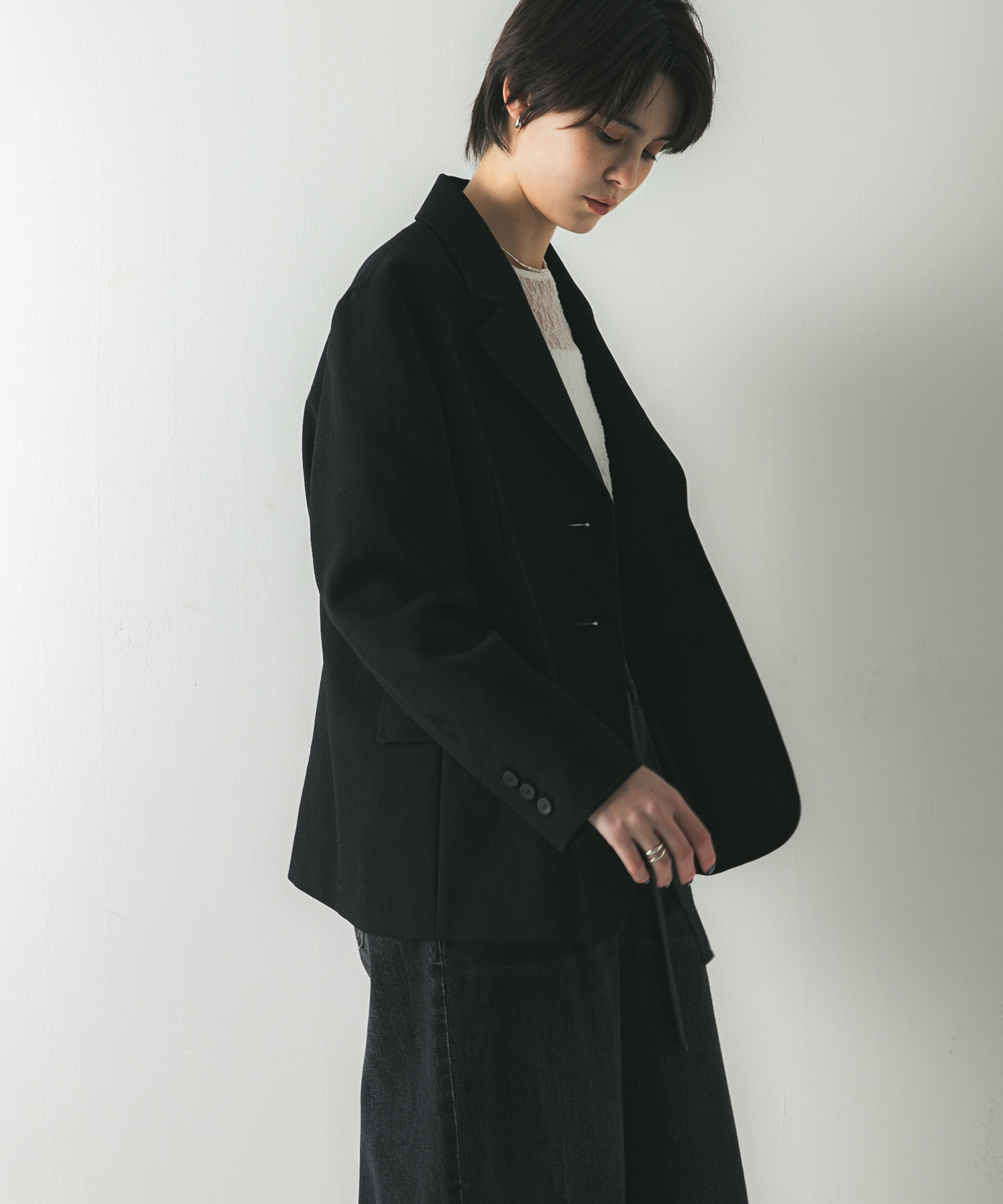 身長：175cm サイズ：38