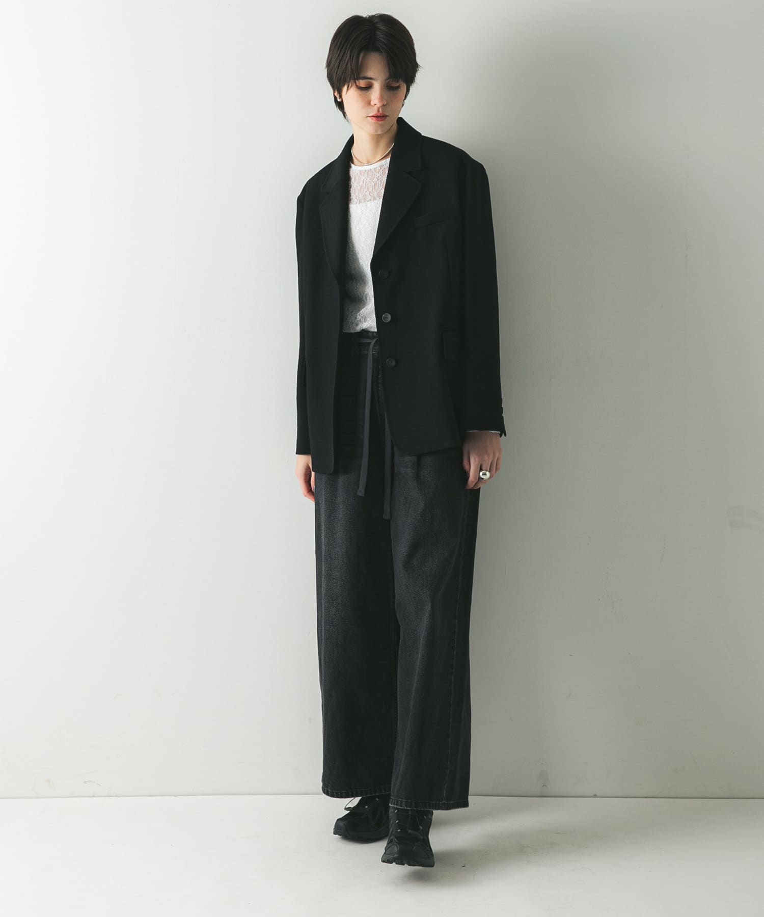 身長：175cm サイズ：38