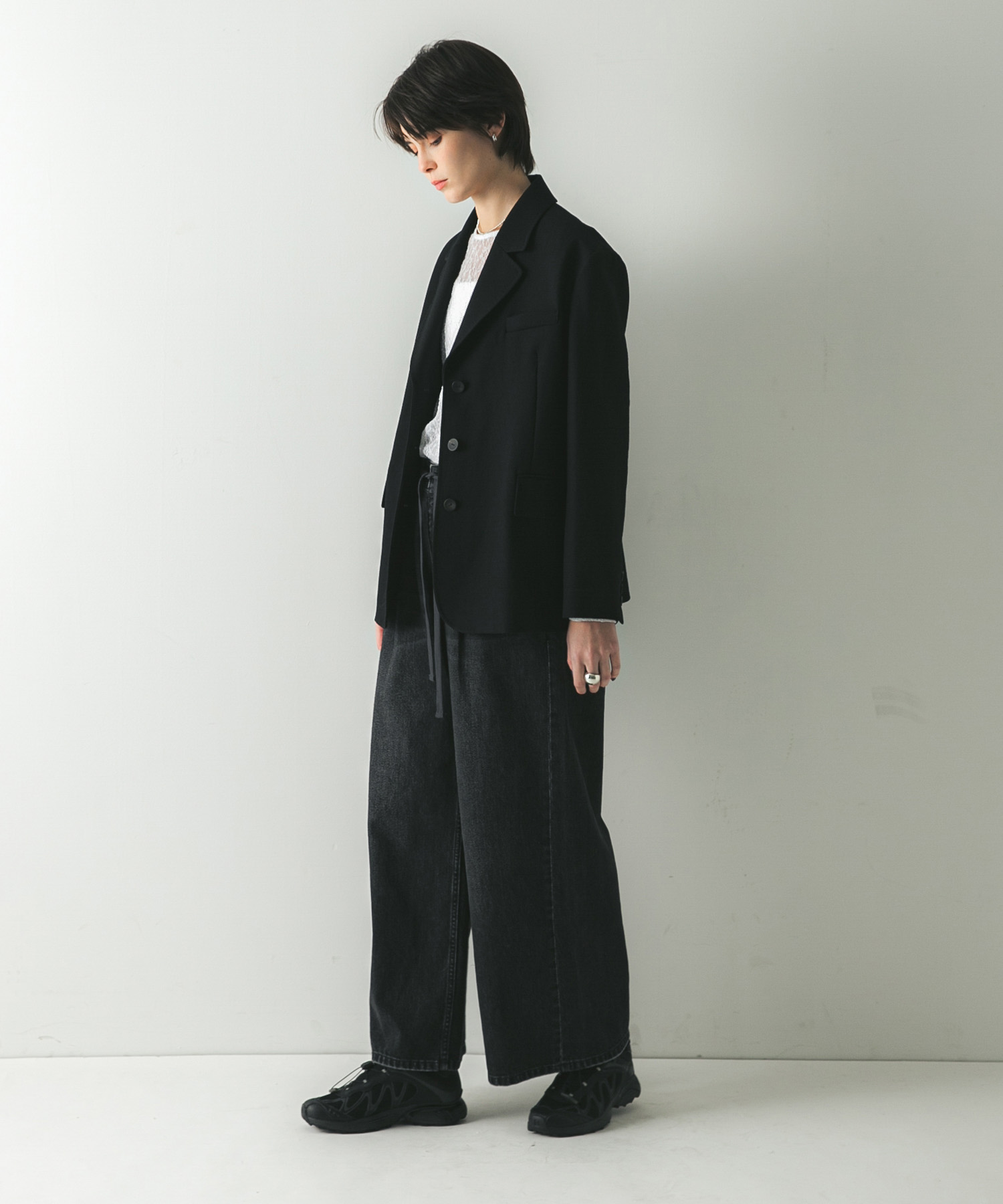 身長：175cm サイズ：38