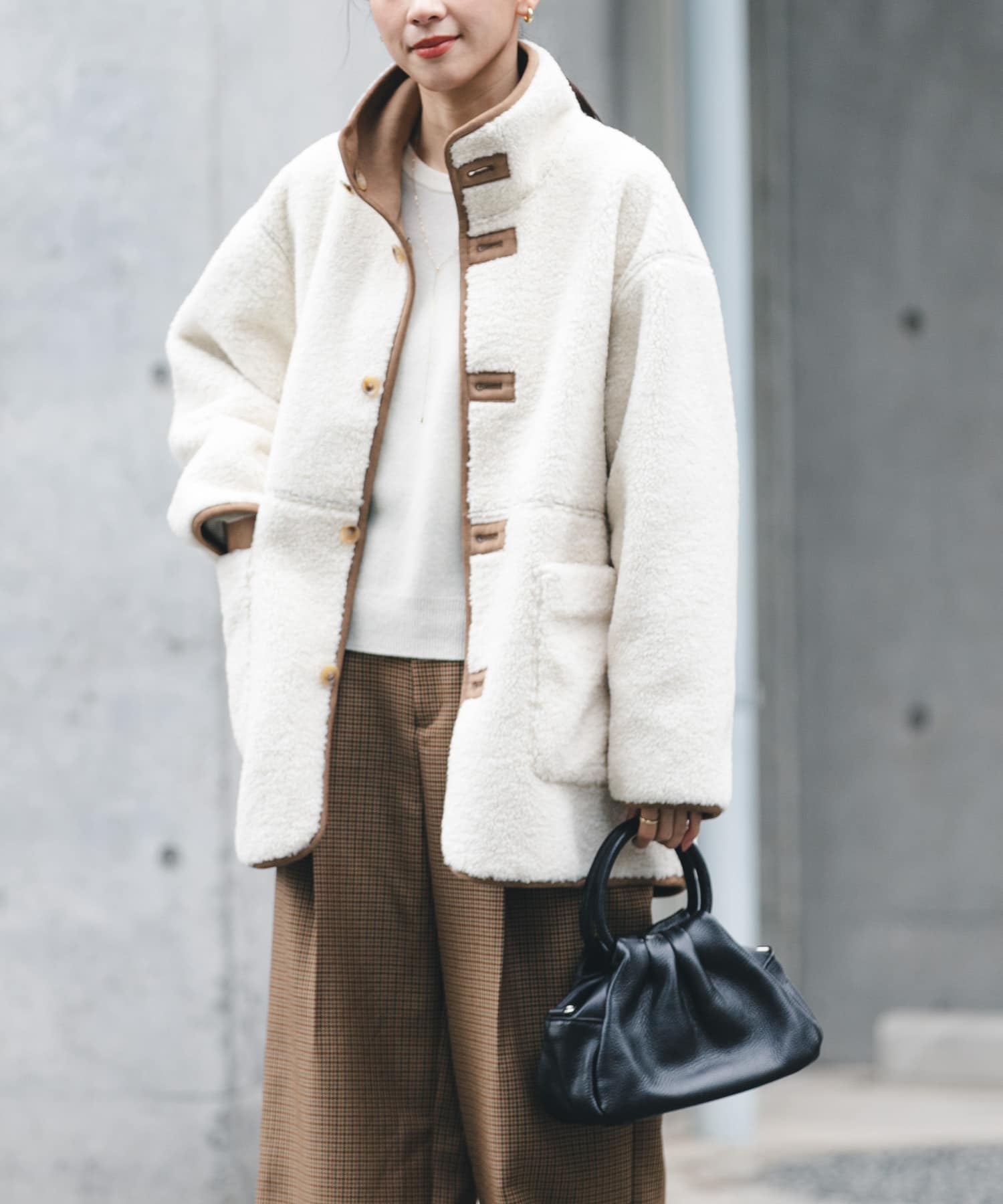 ECOPELフェイクムートンリバーシブルコート