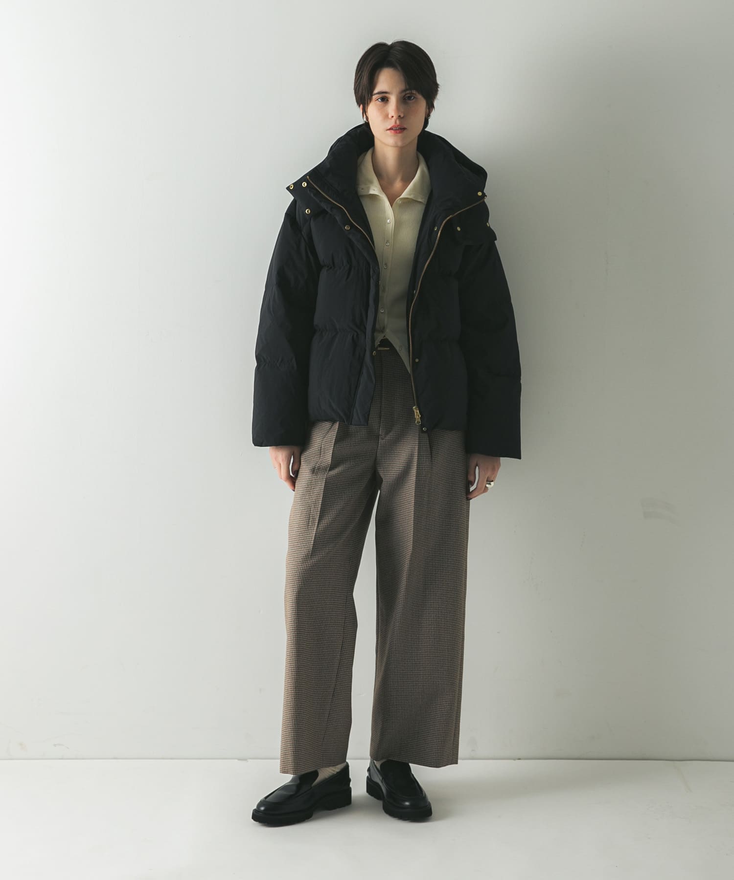 身長：175cm サイズ：38