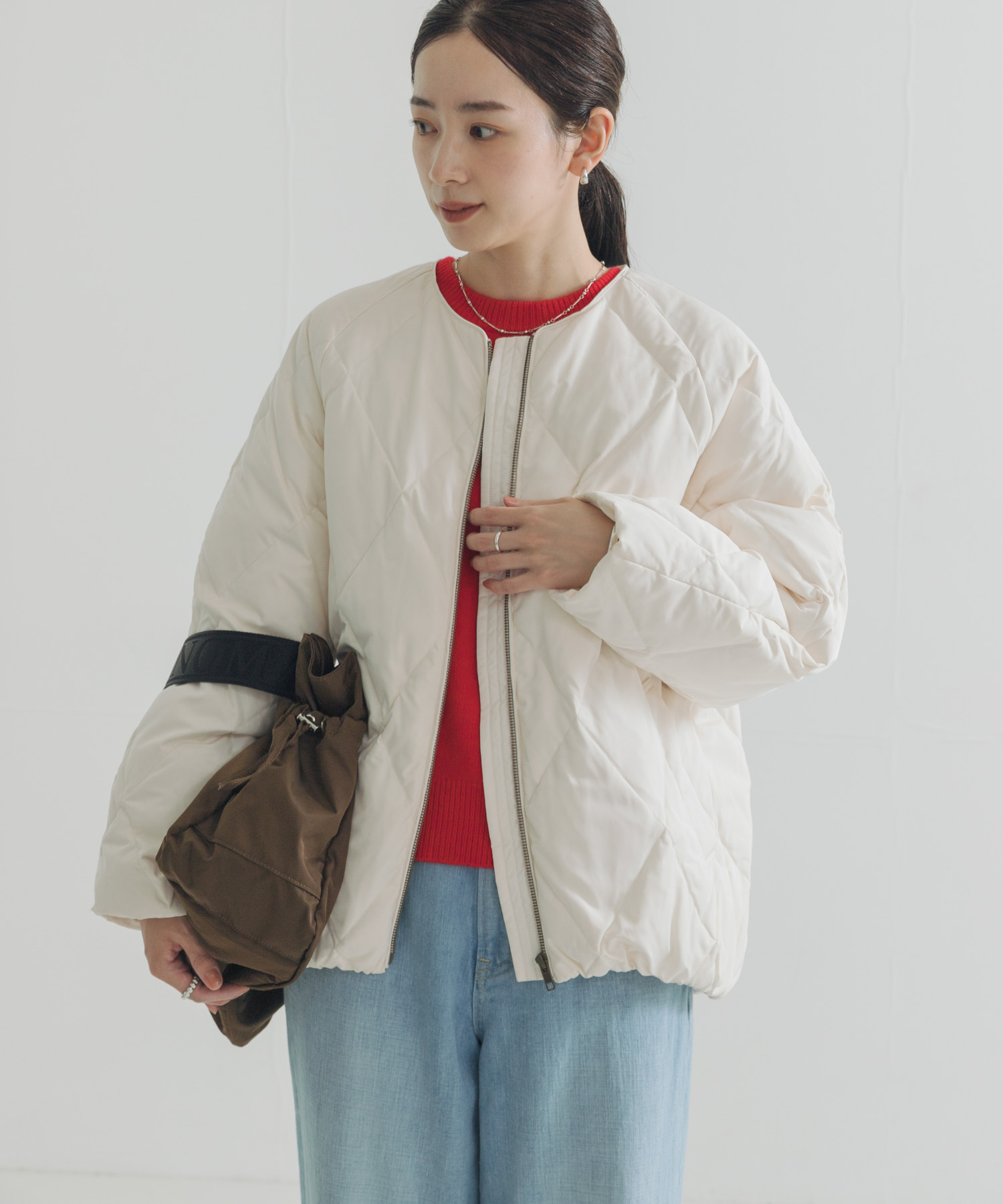OFF WHITE