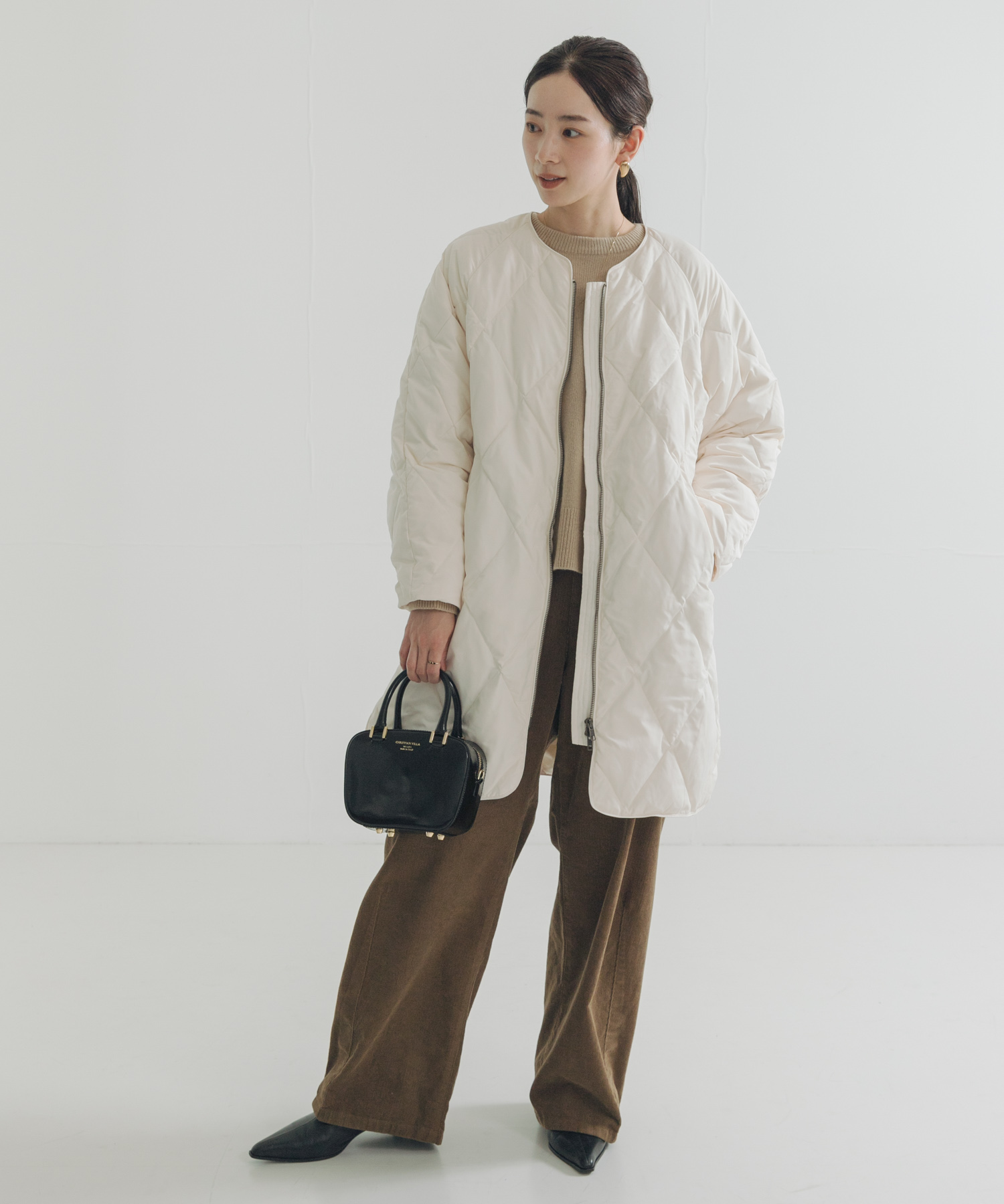 OFF WHITE