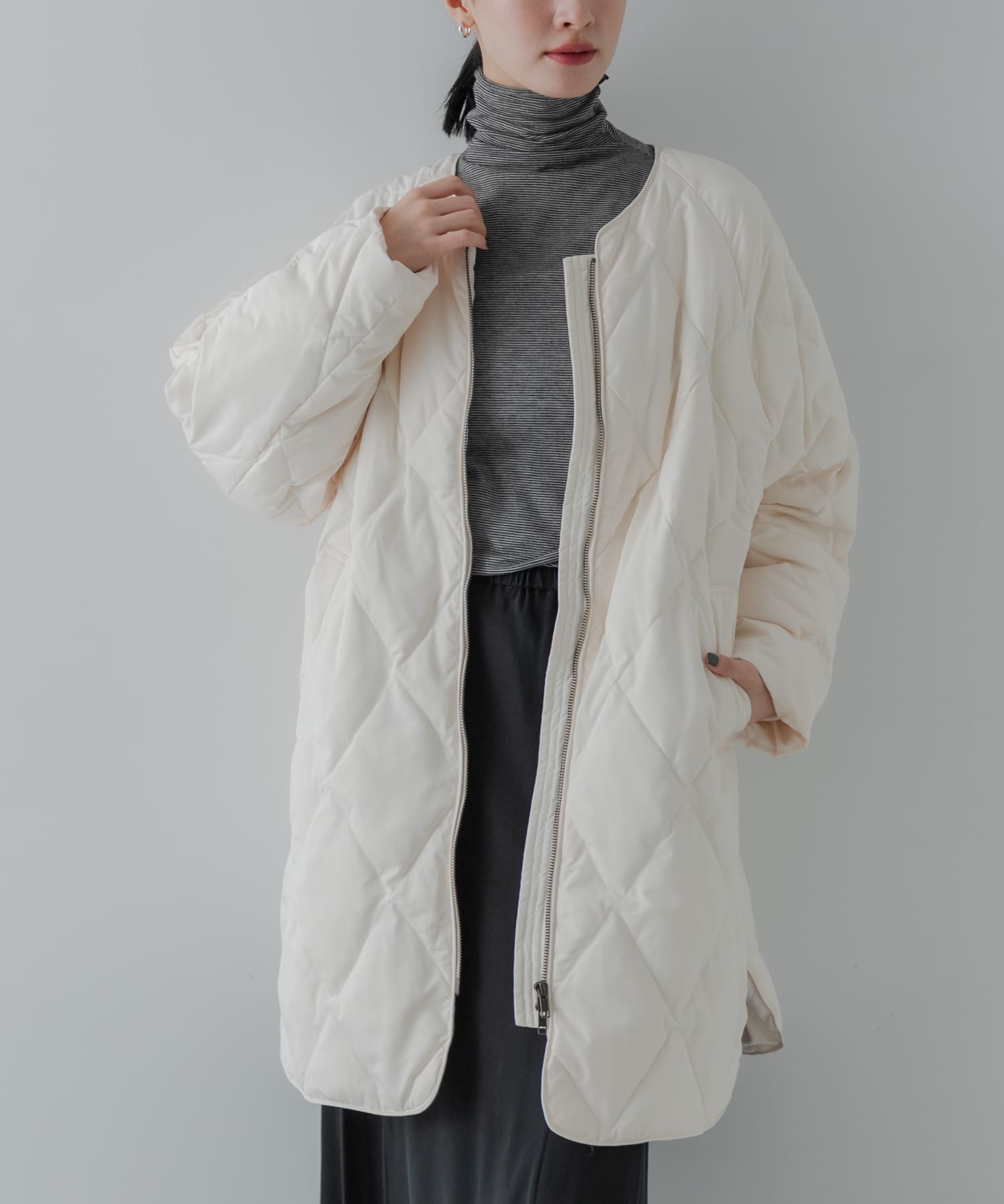 OFF WHITE