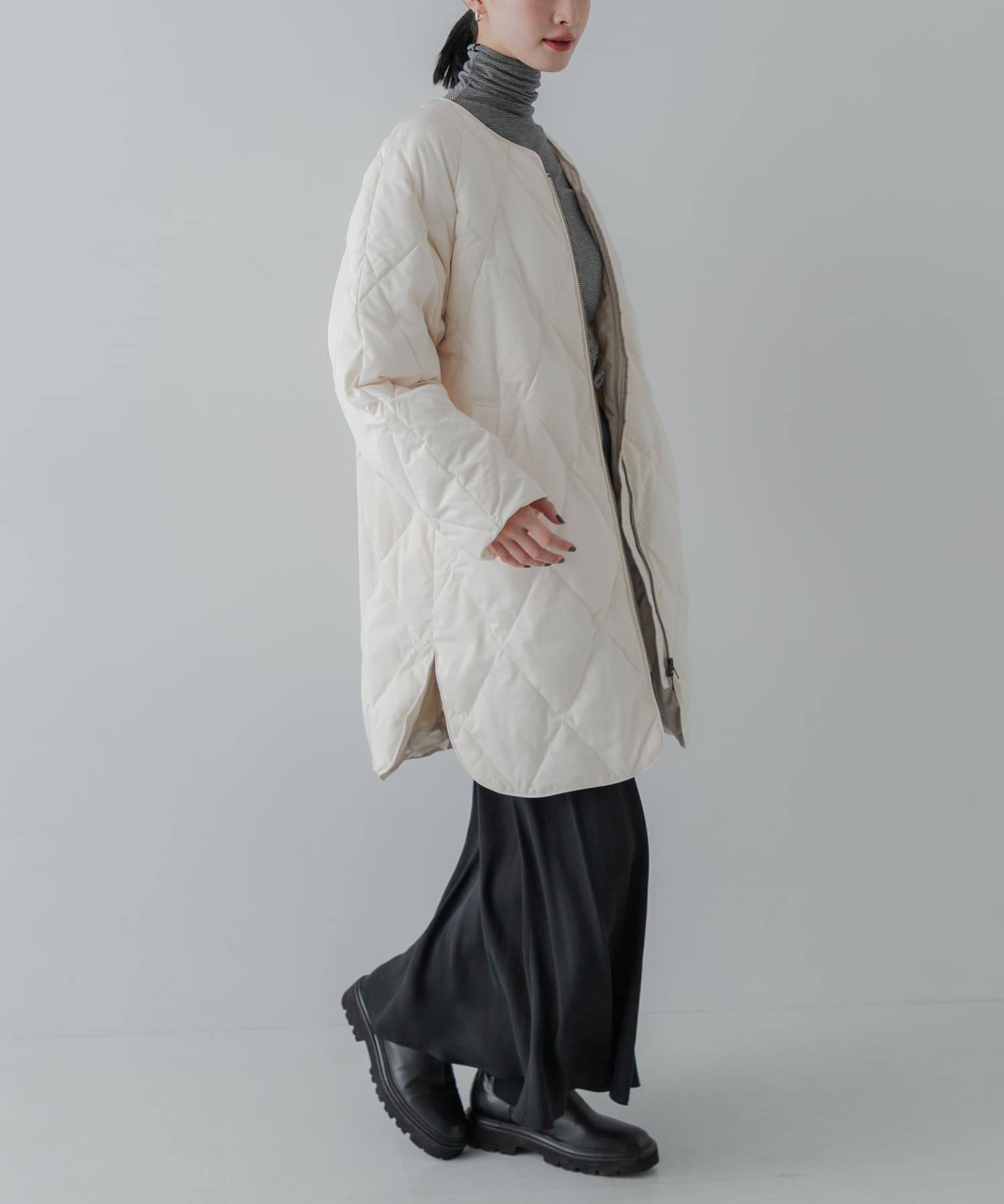 OFF WHITE