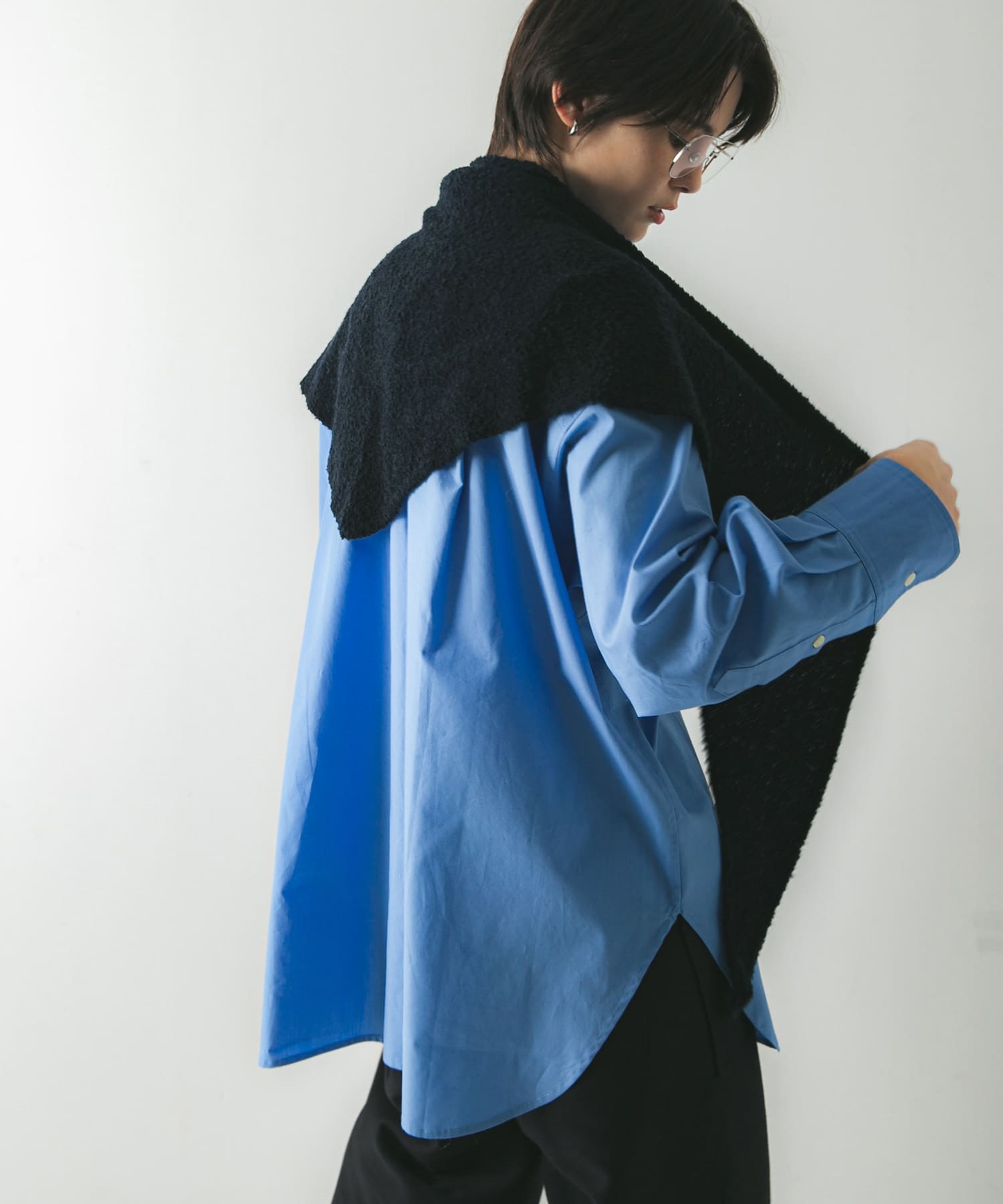 ウールカシミヤサンカクストール NAVY -