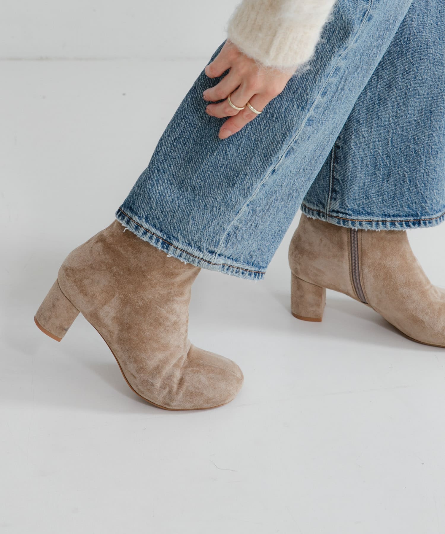 オブリークトゥスエードブーツ BEIGE 23.5