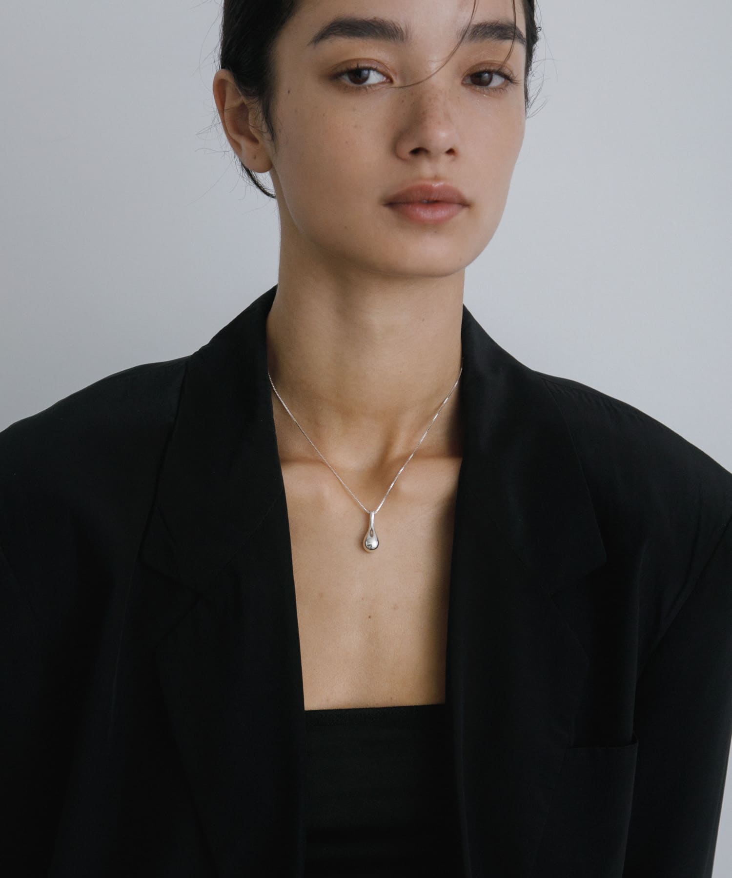 decor『デコール』　Drop necklace