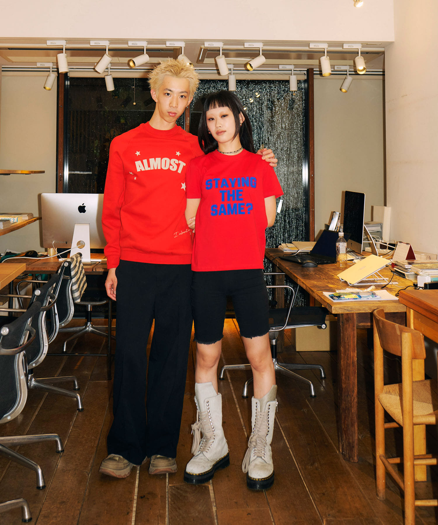 Teya　Flock Letter T-shirts RED S