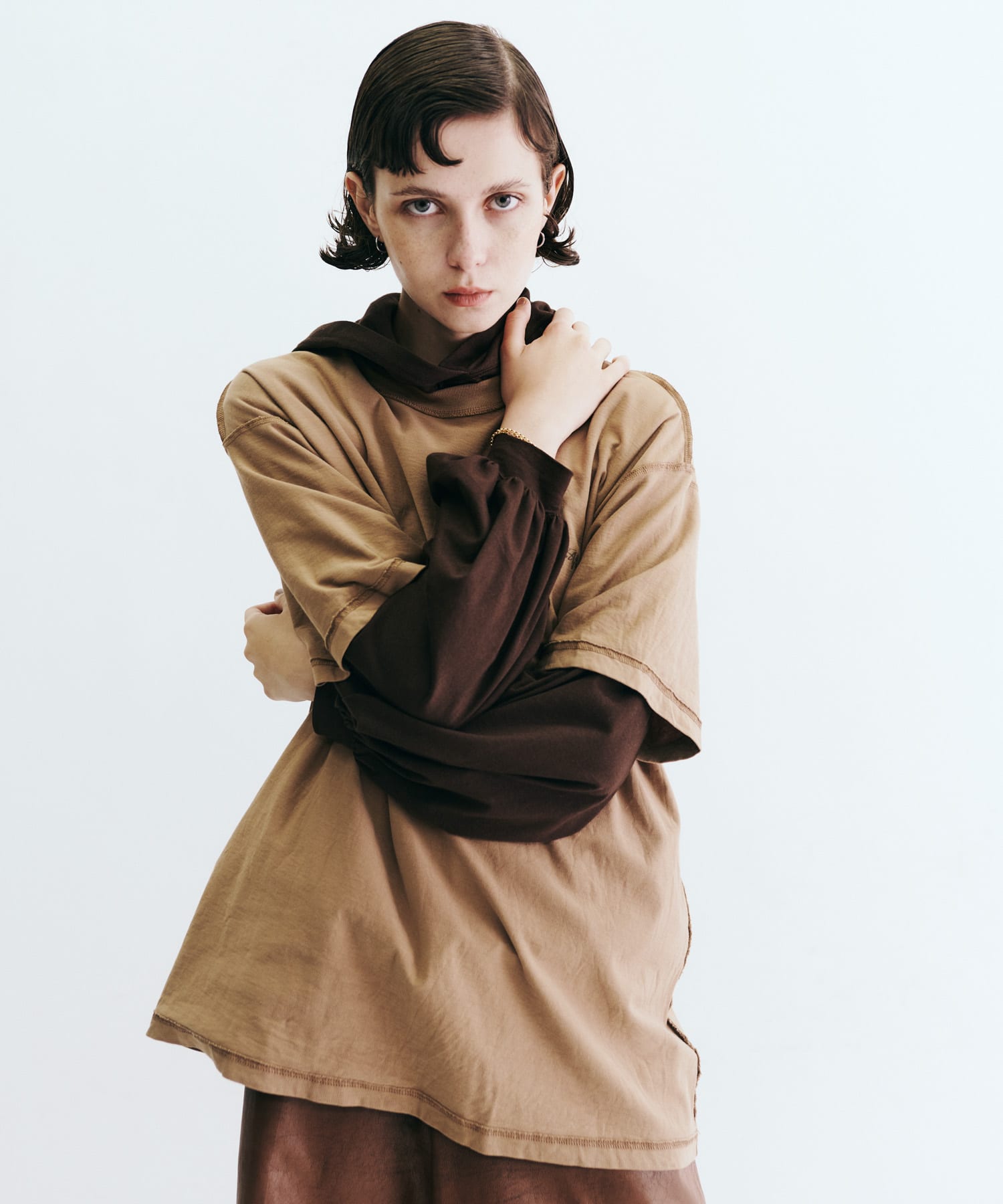 Teya　Glance Hoodie BROWN FREE
