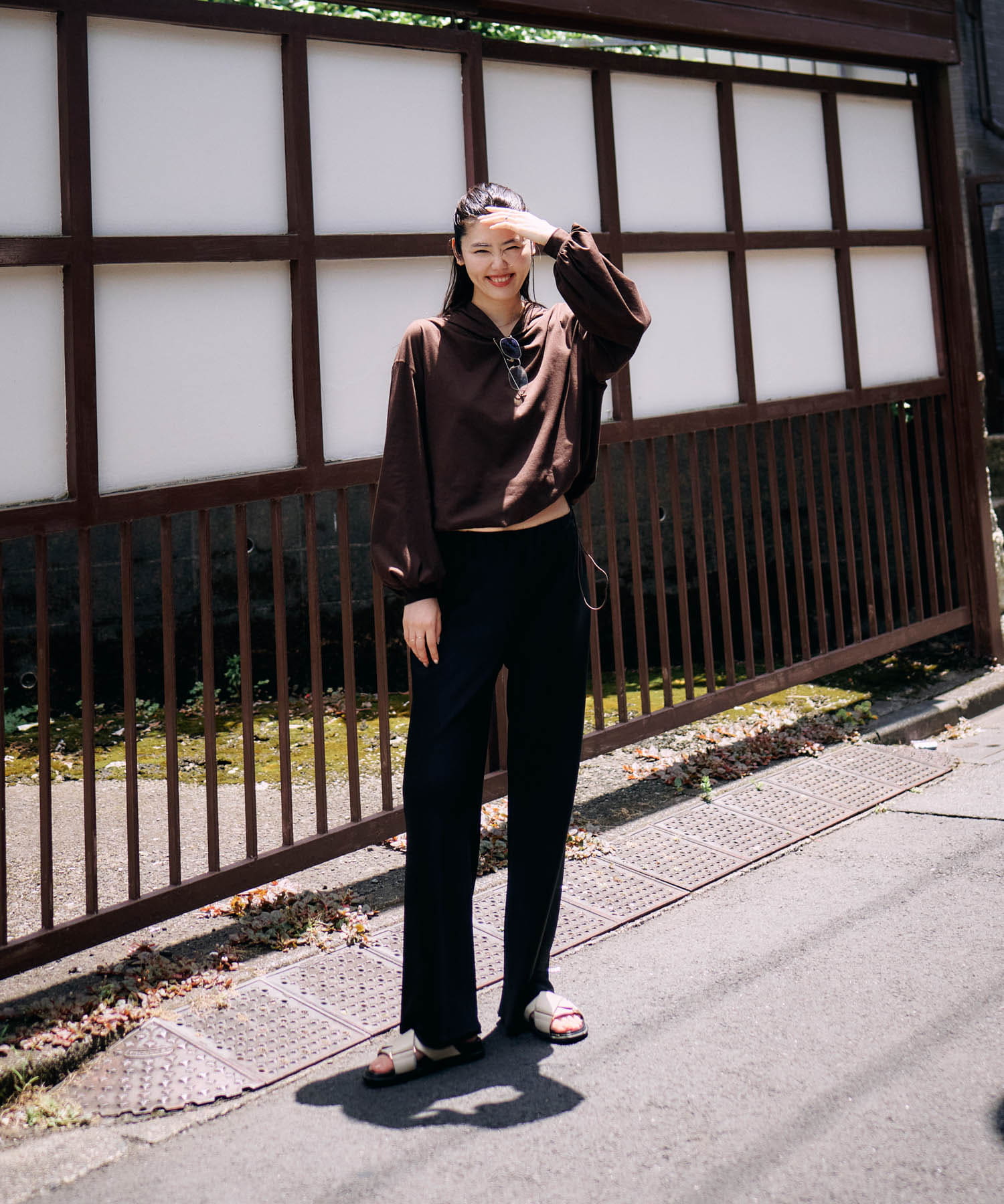 Teya　Glance Hoodie BROWN FREE