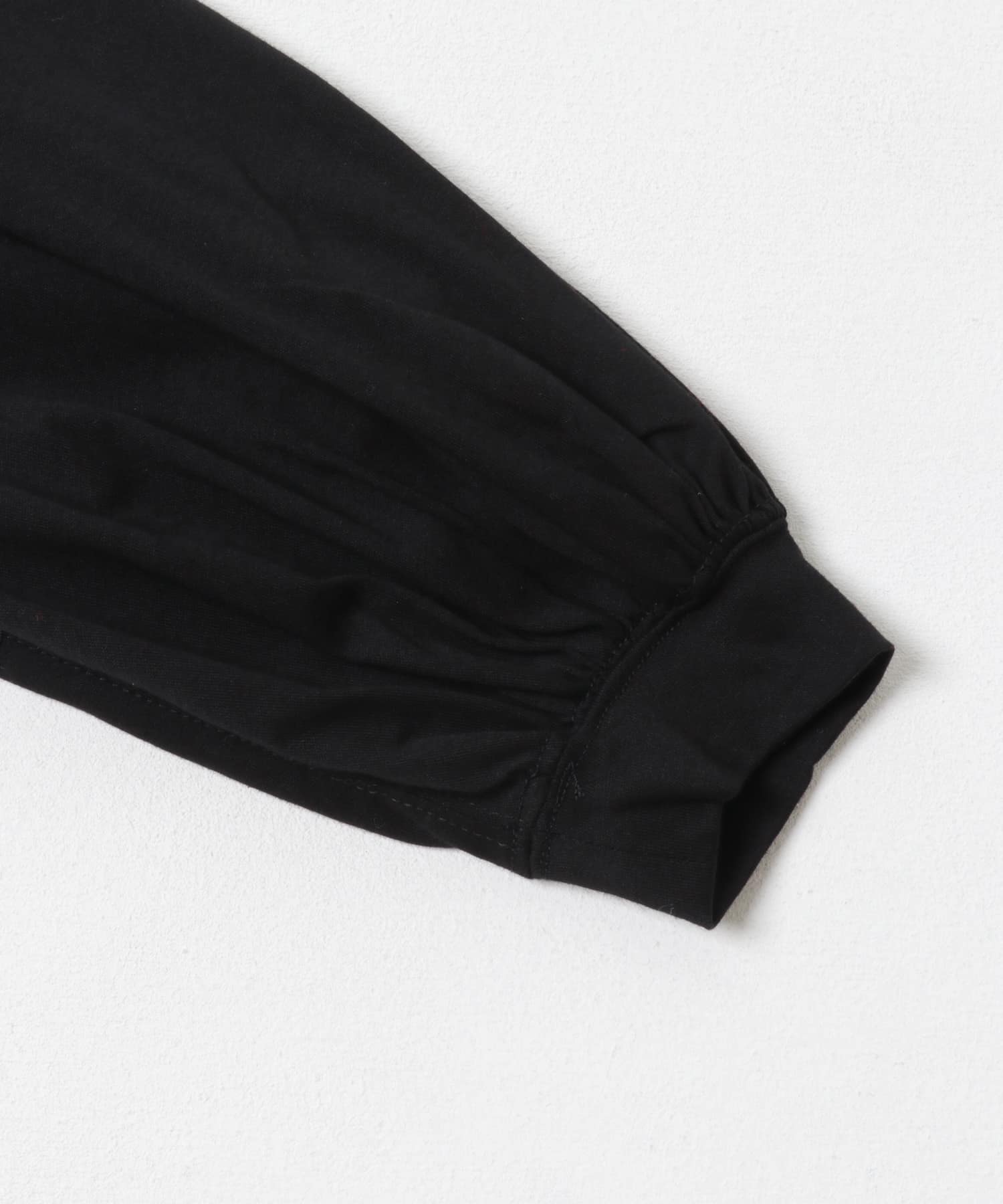 Teya　Glance Hoodie BLACK FREE