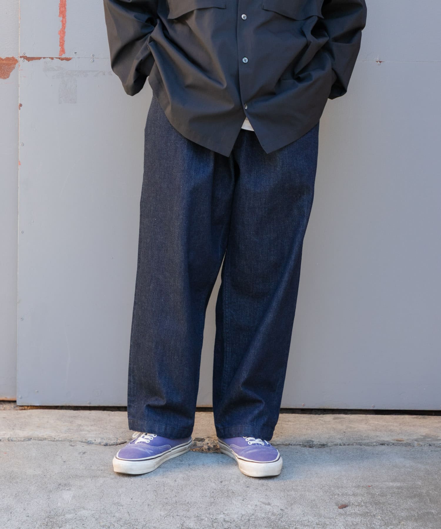 D.BLUE